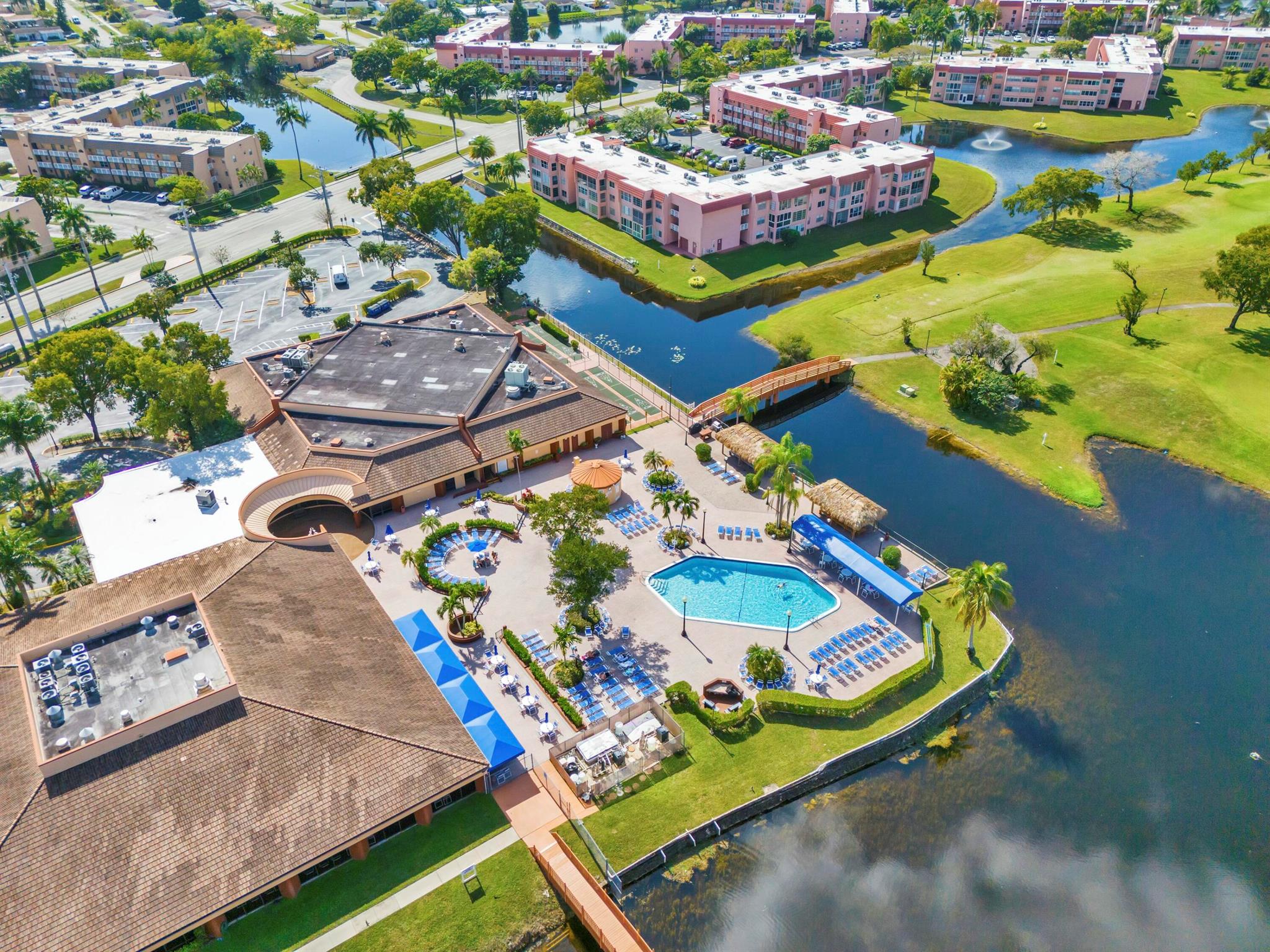 SUNRISE LAKES 118 CONDO - Residential