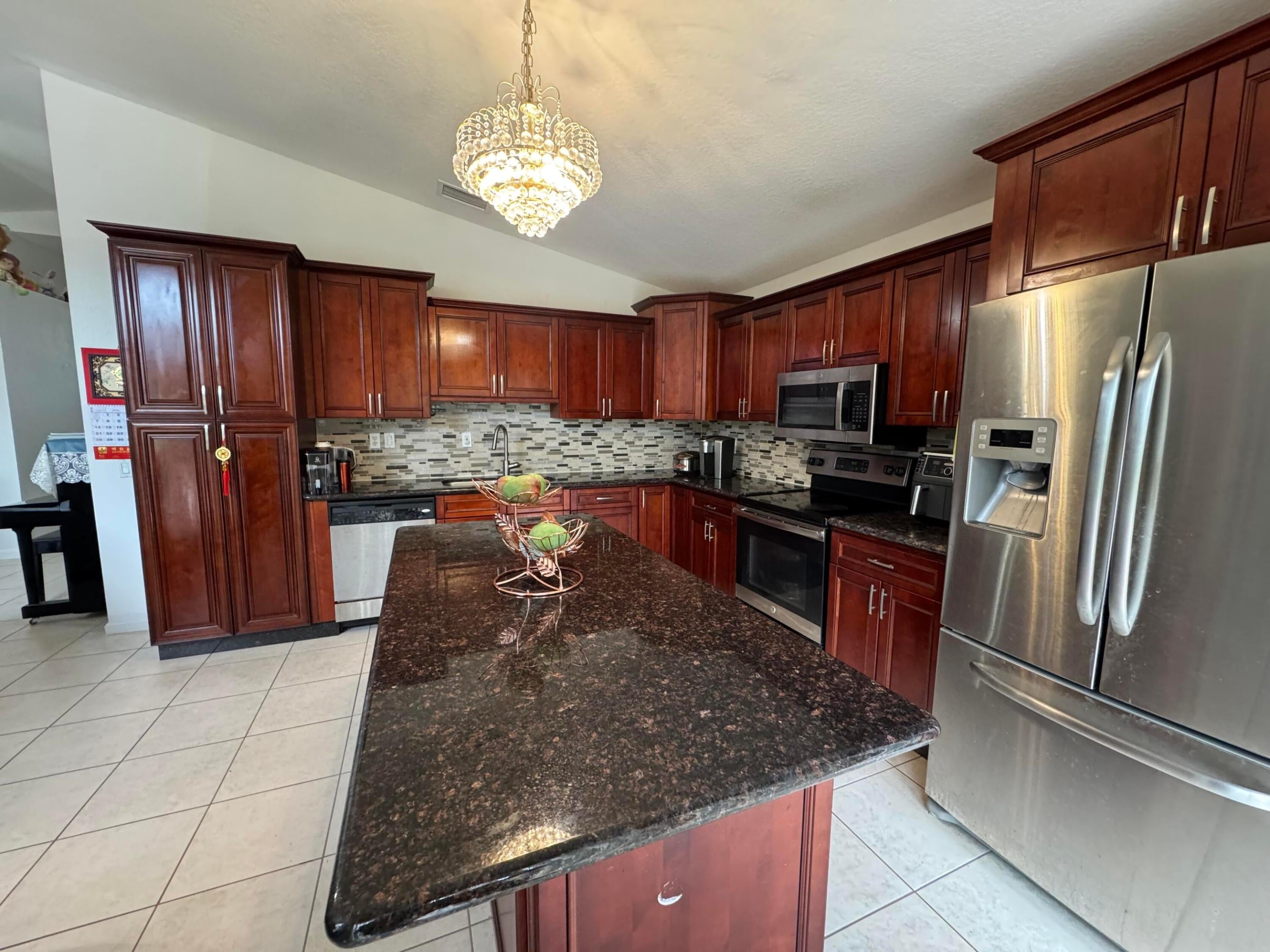 5076 Nautica Lake Circle