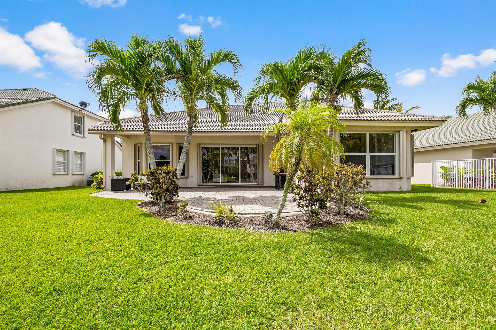 4205 Bahia Isle Circle