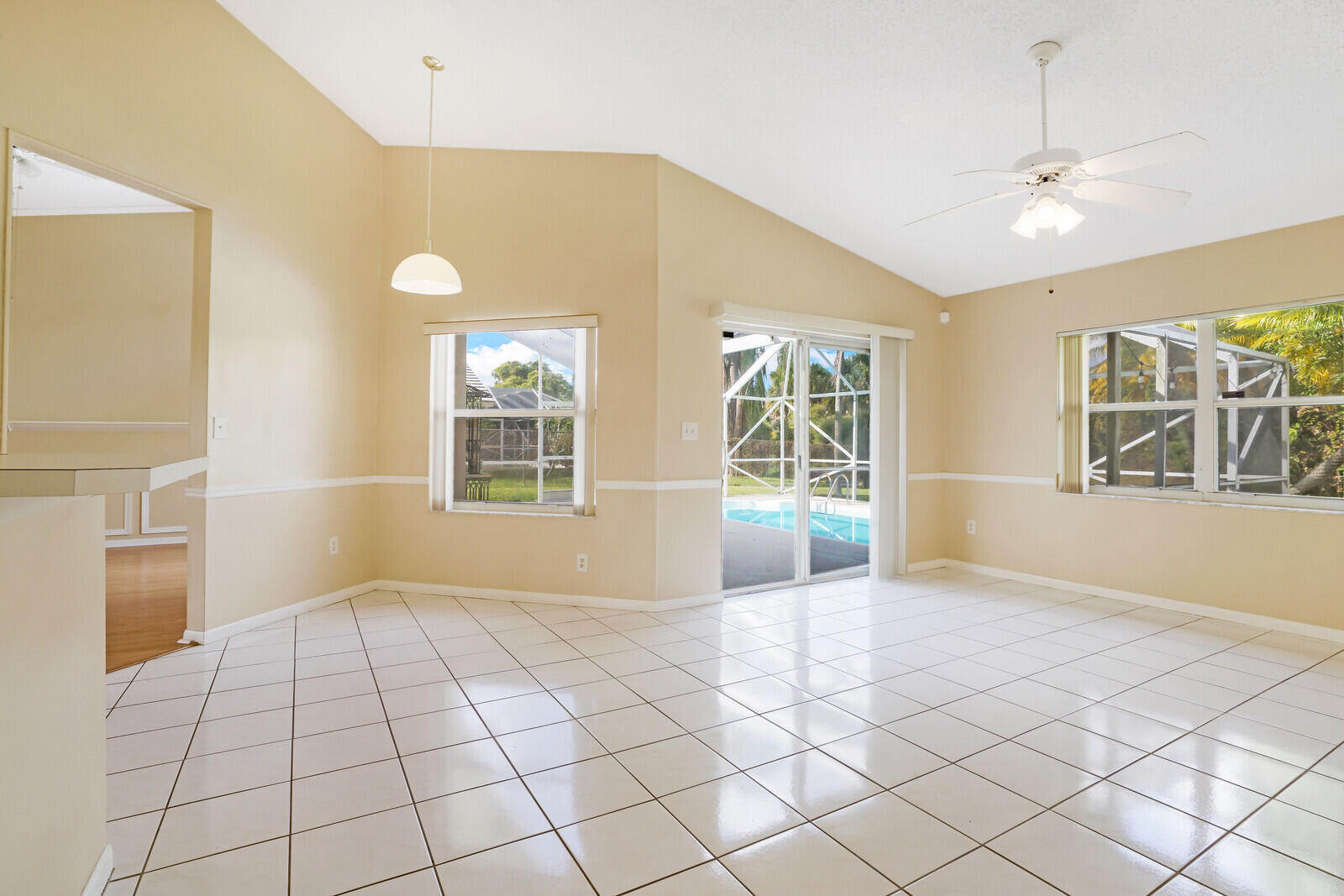 WHITEHORSE ESTATES - Residential Lease