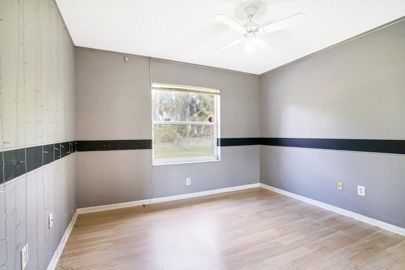 WHITEHORSE ESTATES - Residential Lease
