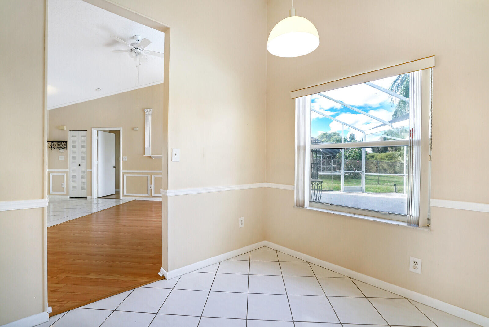 WHITEHORSE ESTATES - Residential Lease