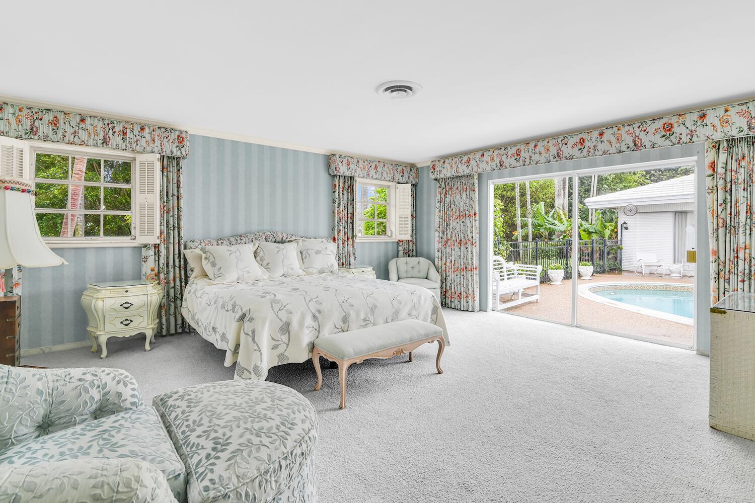 ROYAL PALM YACHT & COUNTR - Residential