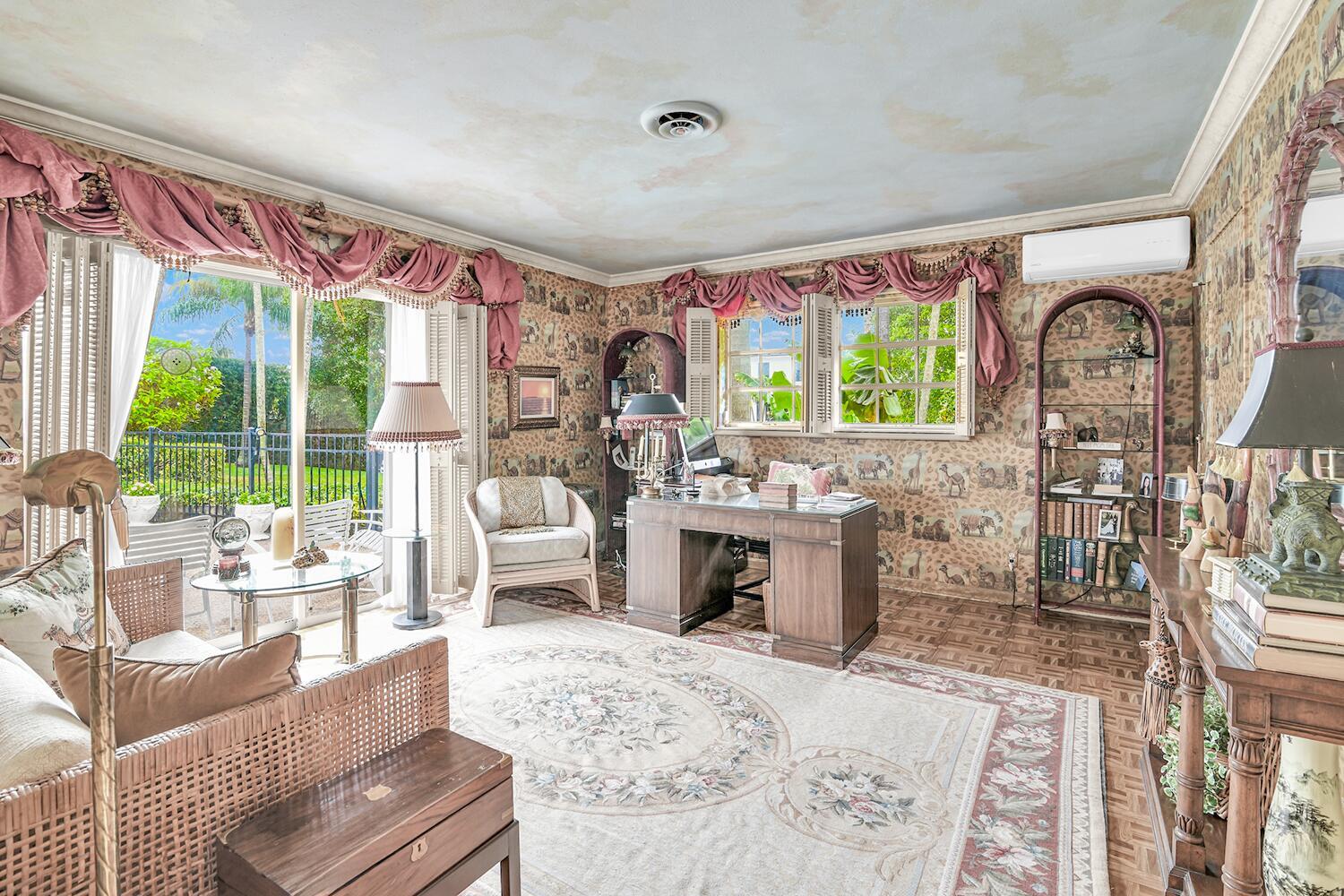 ROYAL PALM YACHT & COUNTR - Residential