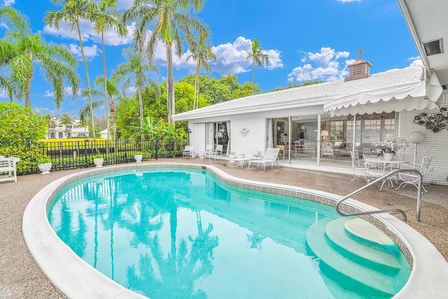 ROYAL PALM YACHT & COUNTR - Residential