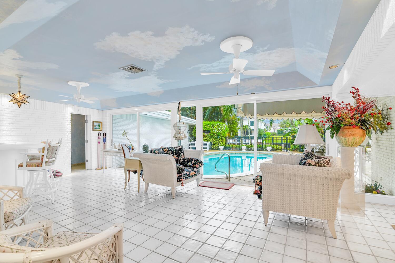 ROYAL PALM YACHT & COUNTR - Residential