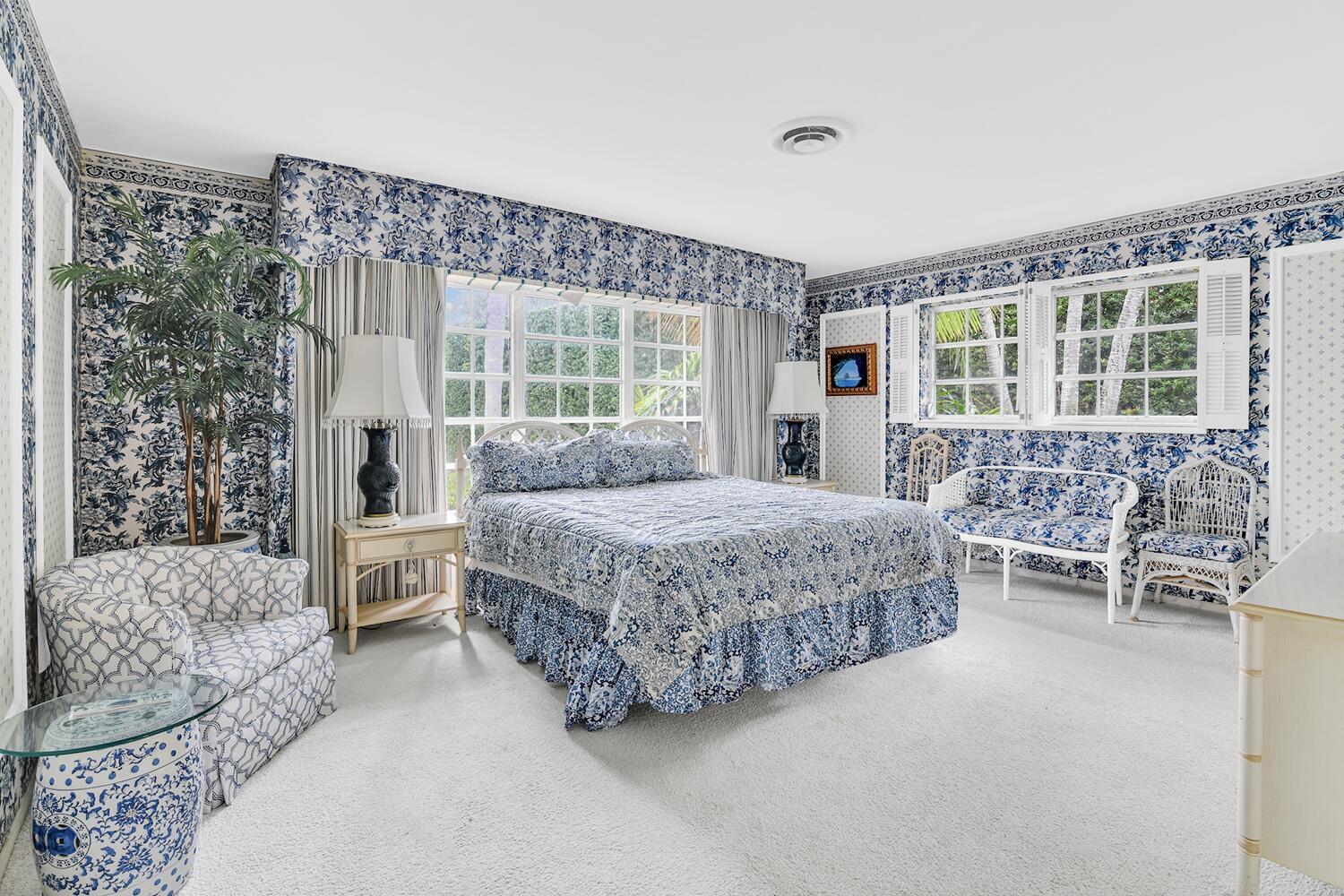 ROYAL PALM YACHT & COUNTR - Residential