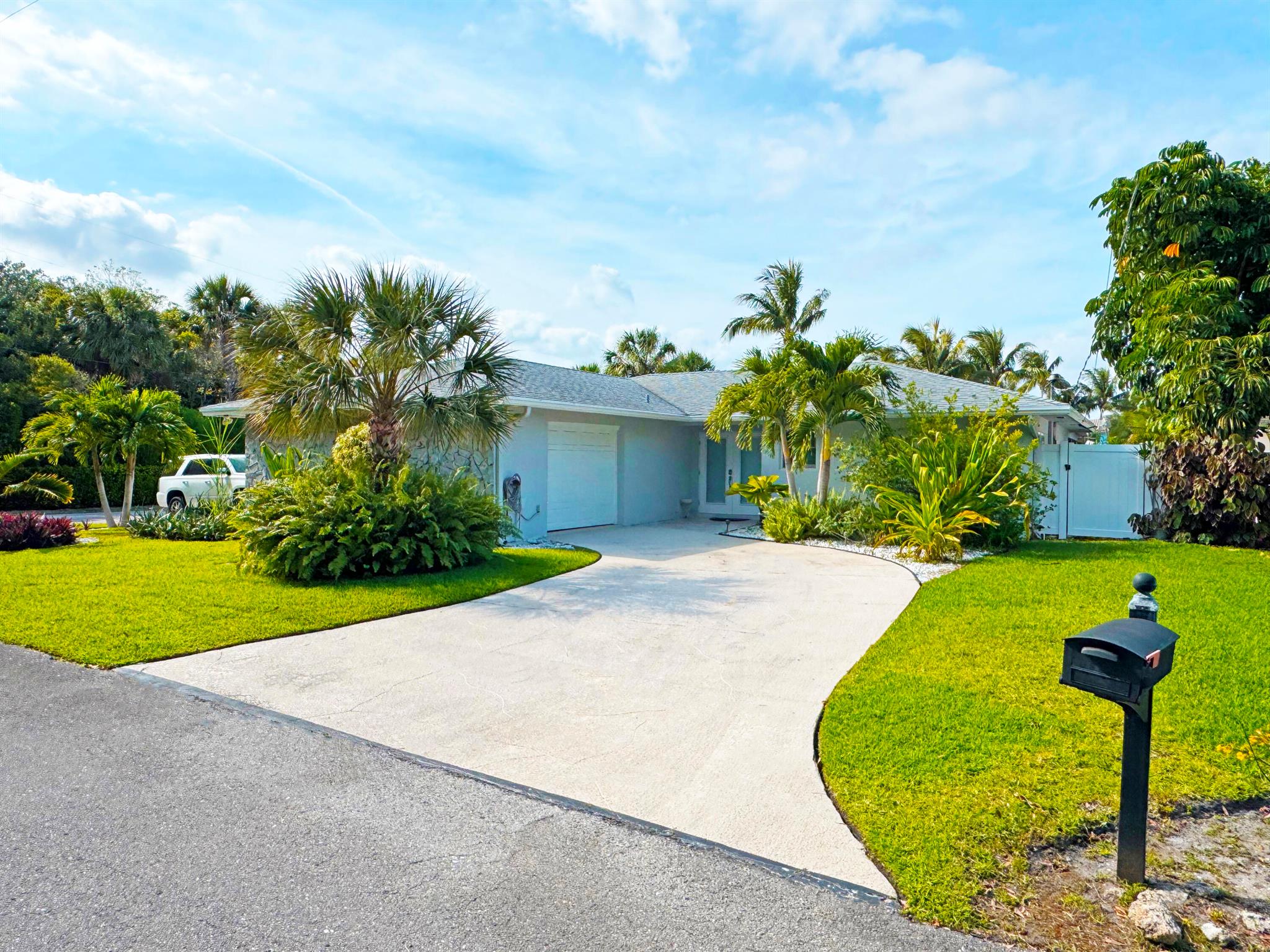 106 Periwinkle Drive