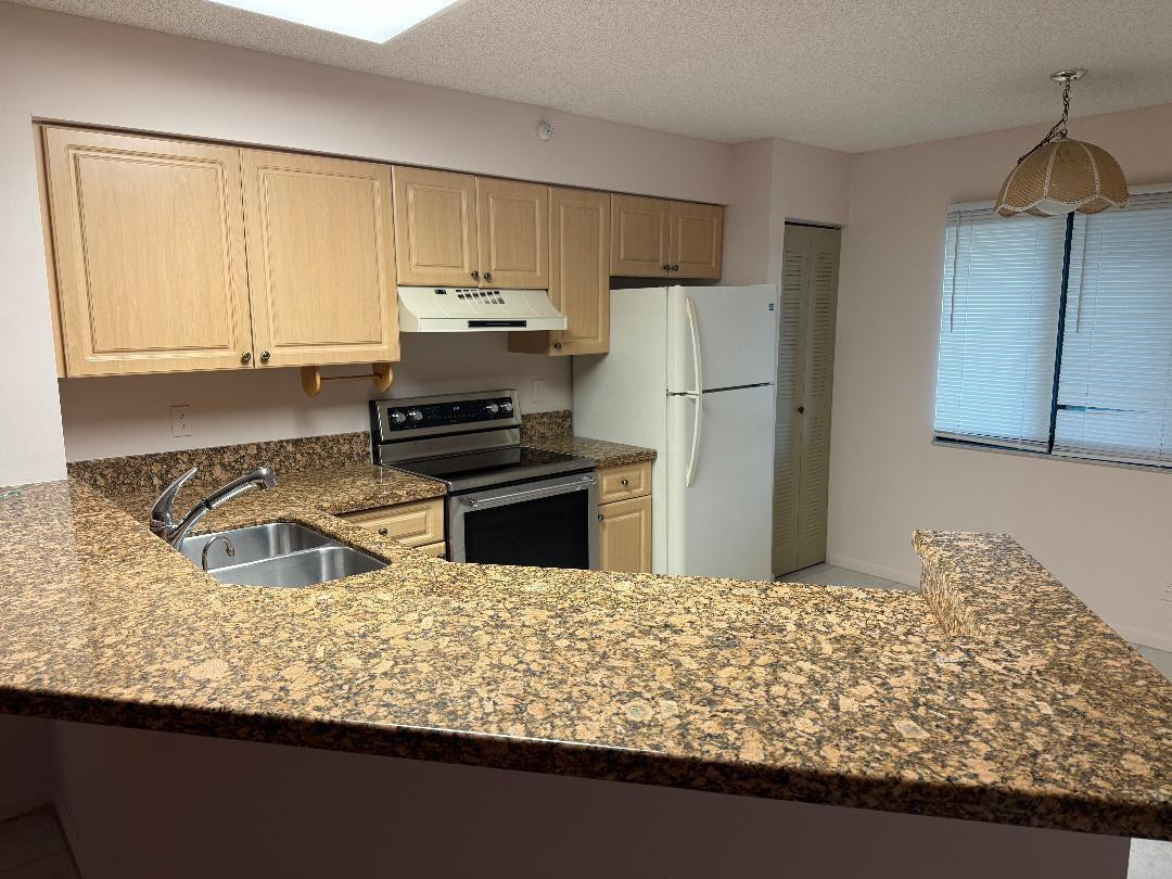 2205 S Cypress Bend Drive 307