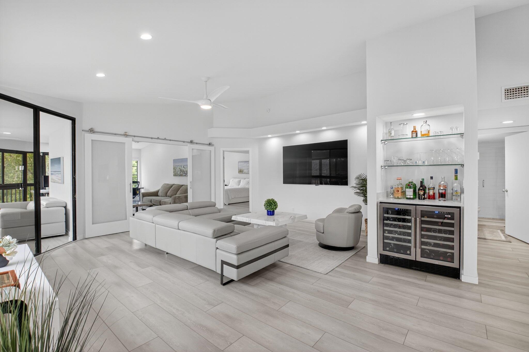 GLENEAGLES CONDO III - Residential