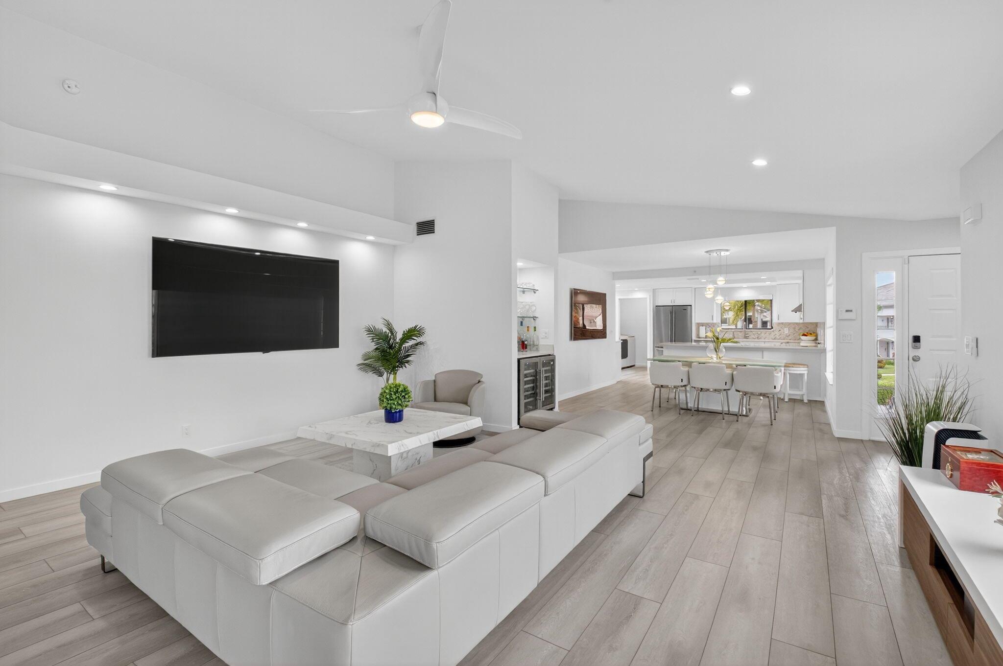 GLENEAGLES CONDO III - Residential