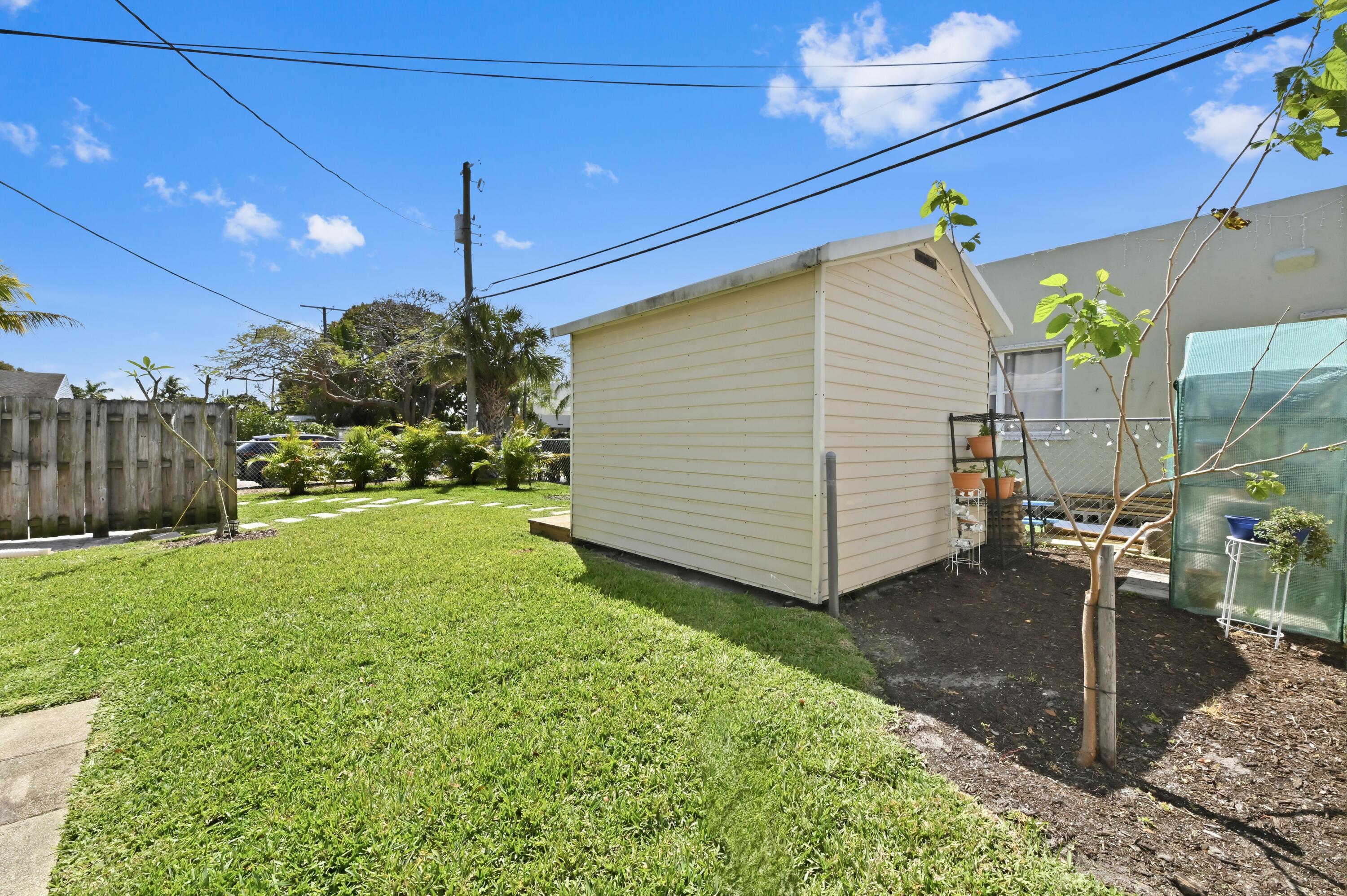 FERNWOOD - Residential