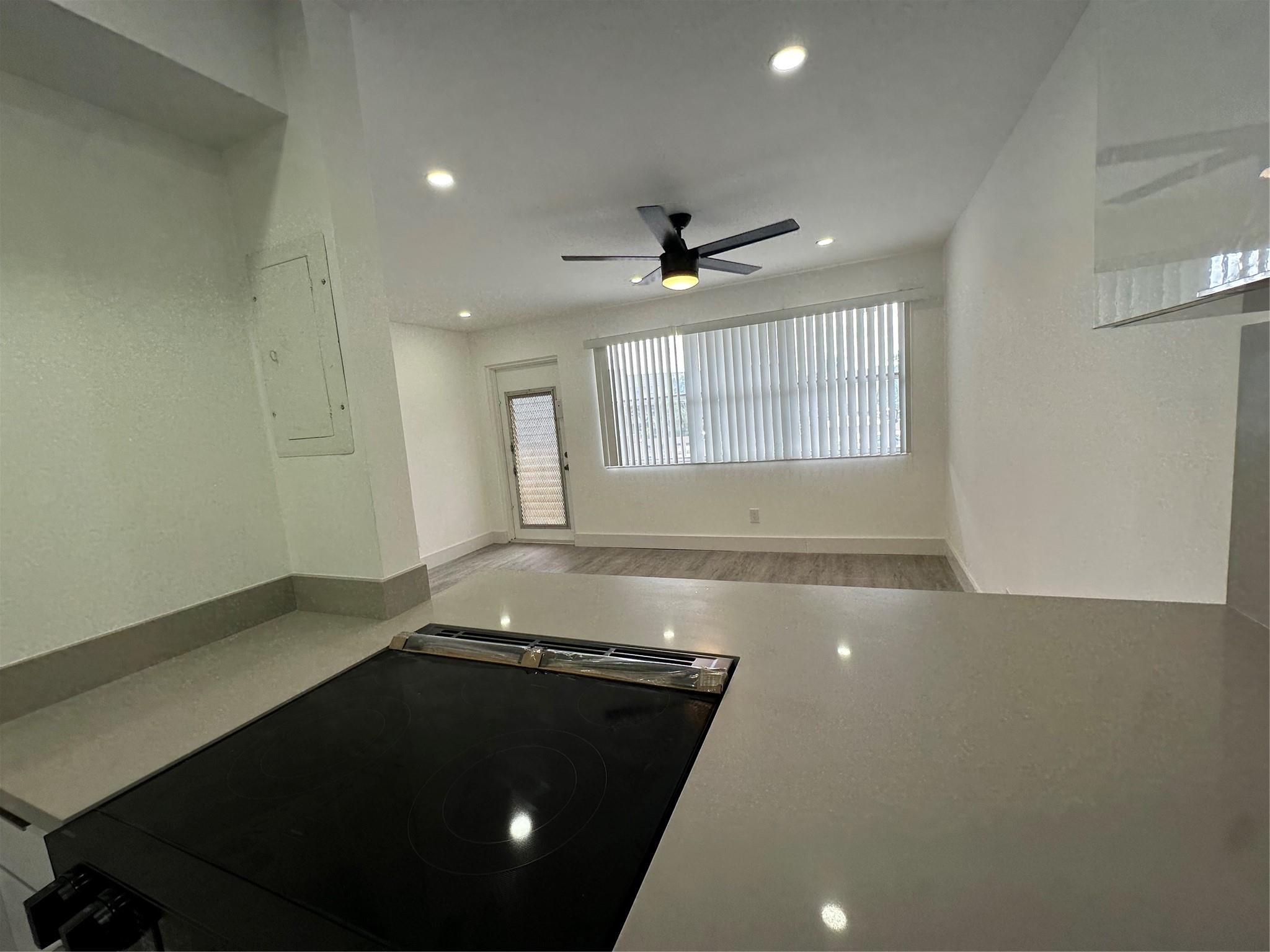 Sunrise Lakes - Residential