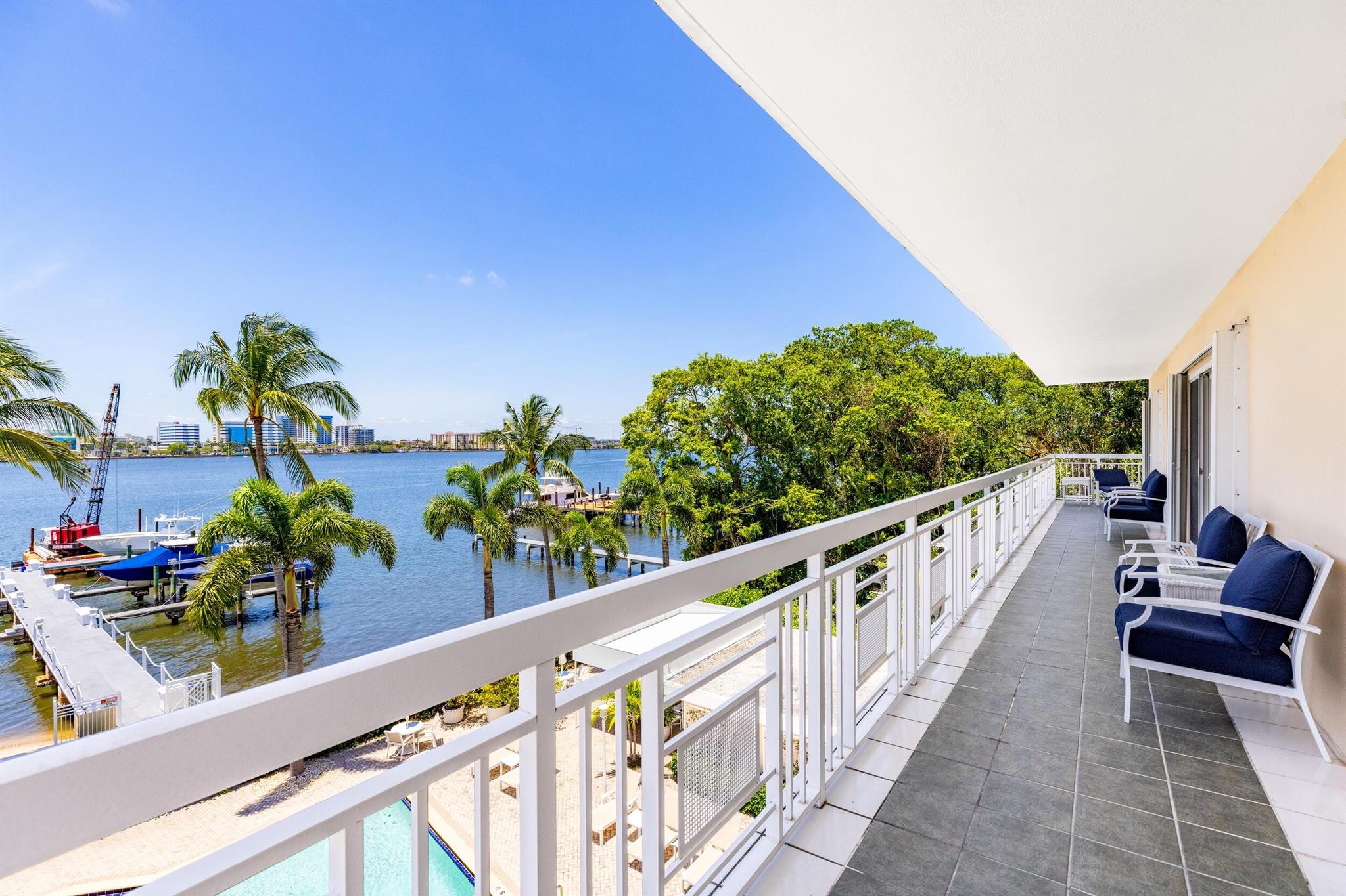 250 Bradley Place 408