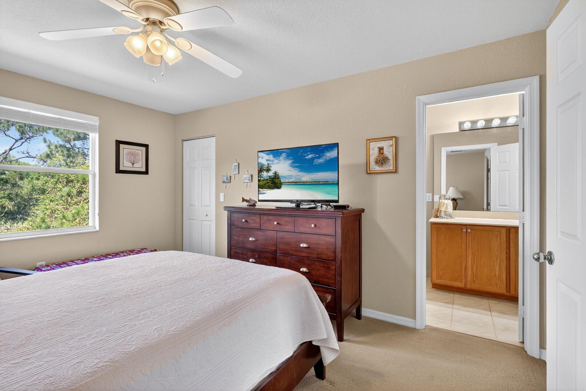 LEXINGTON LAKES - Residential