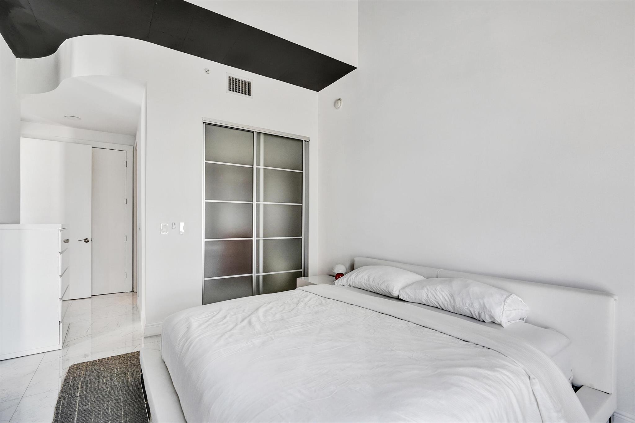 MERIDIAN DELRAY CONDO - Residential Lease