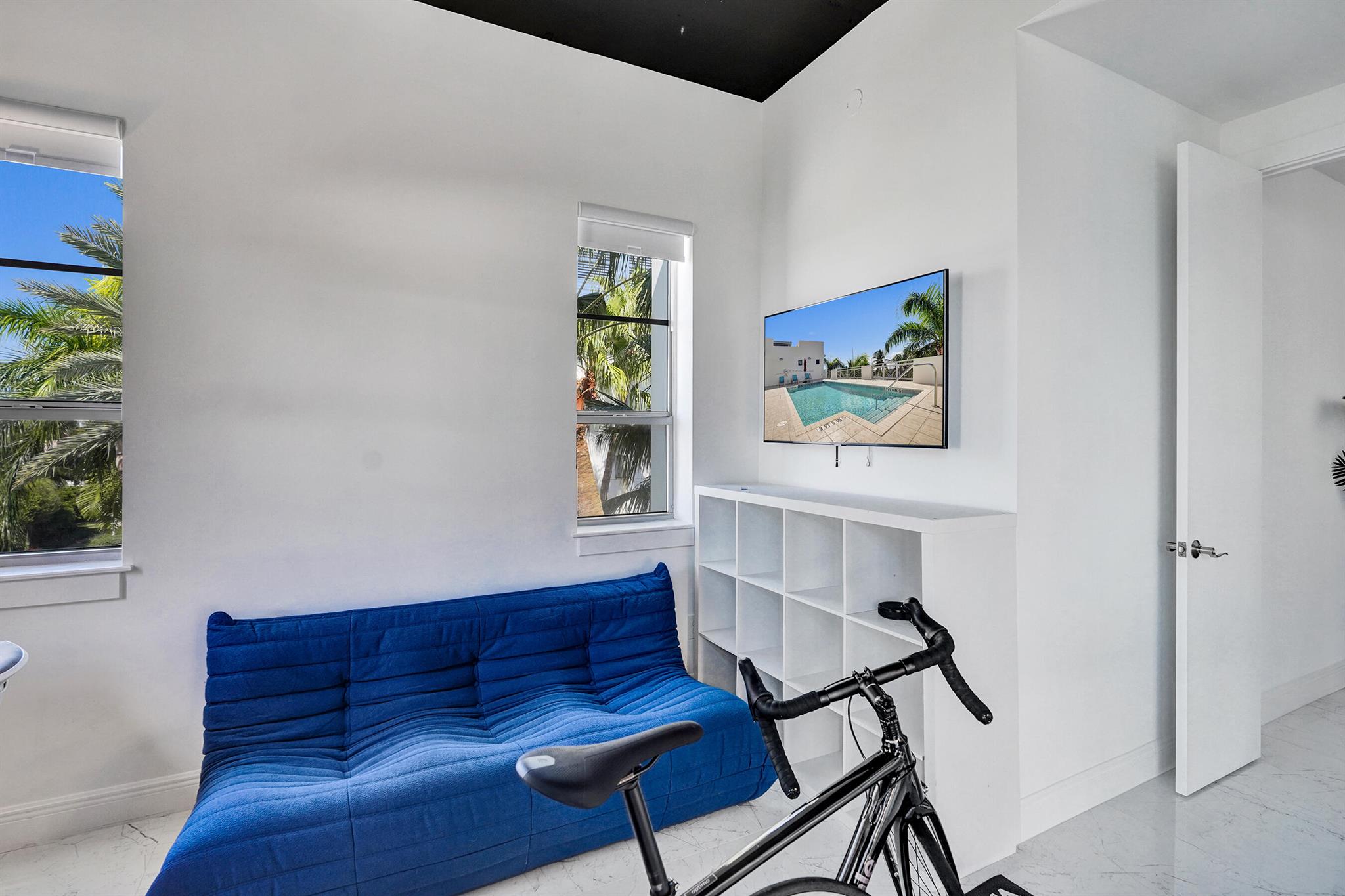 MERIDIAN DELRAY CONDO - Residential Lease