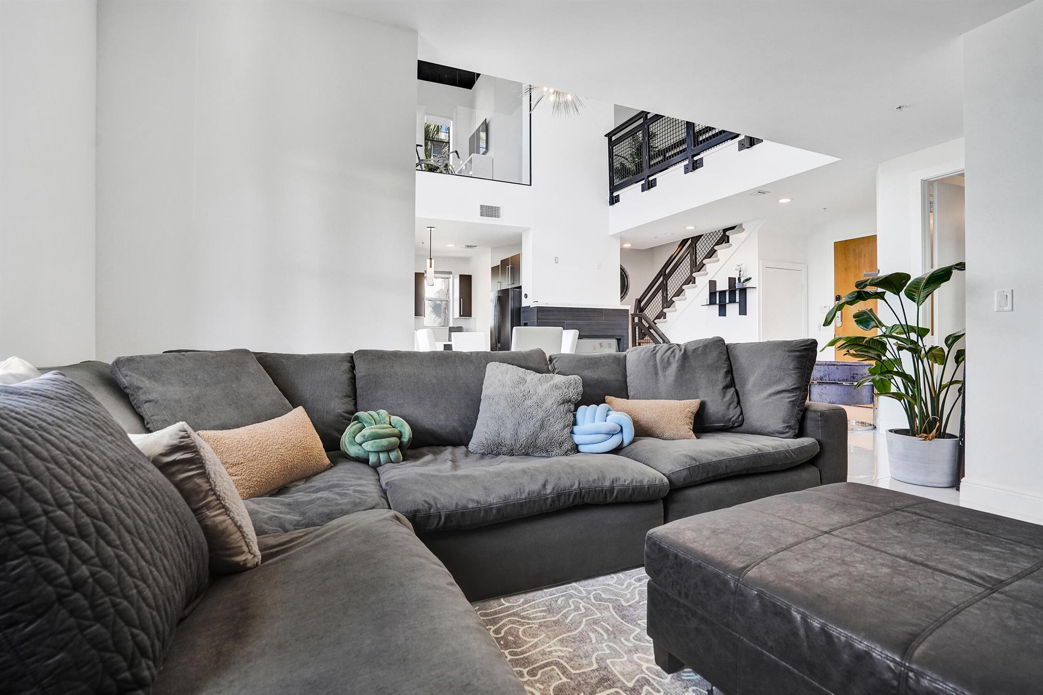MERIDIAN DELRAY CONDO - Residential Lease