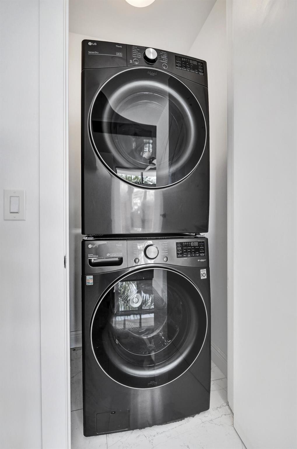 MERIDIAN DELRAY CONDO - Residential Lease