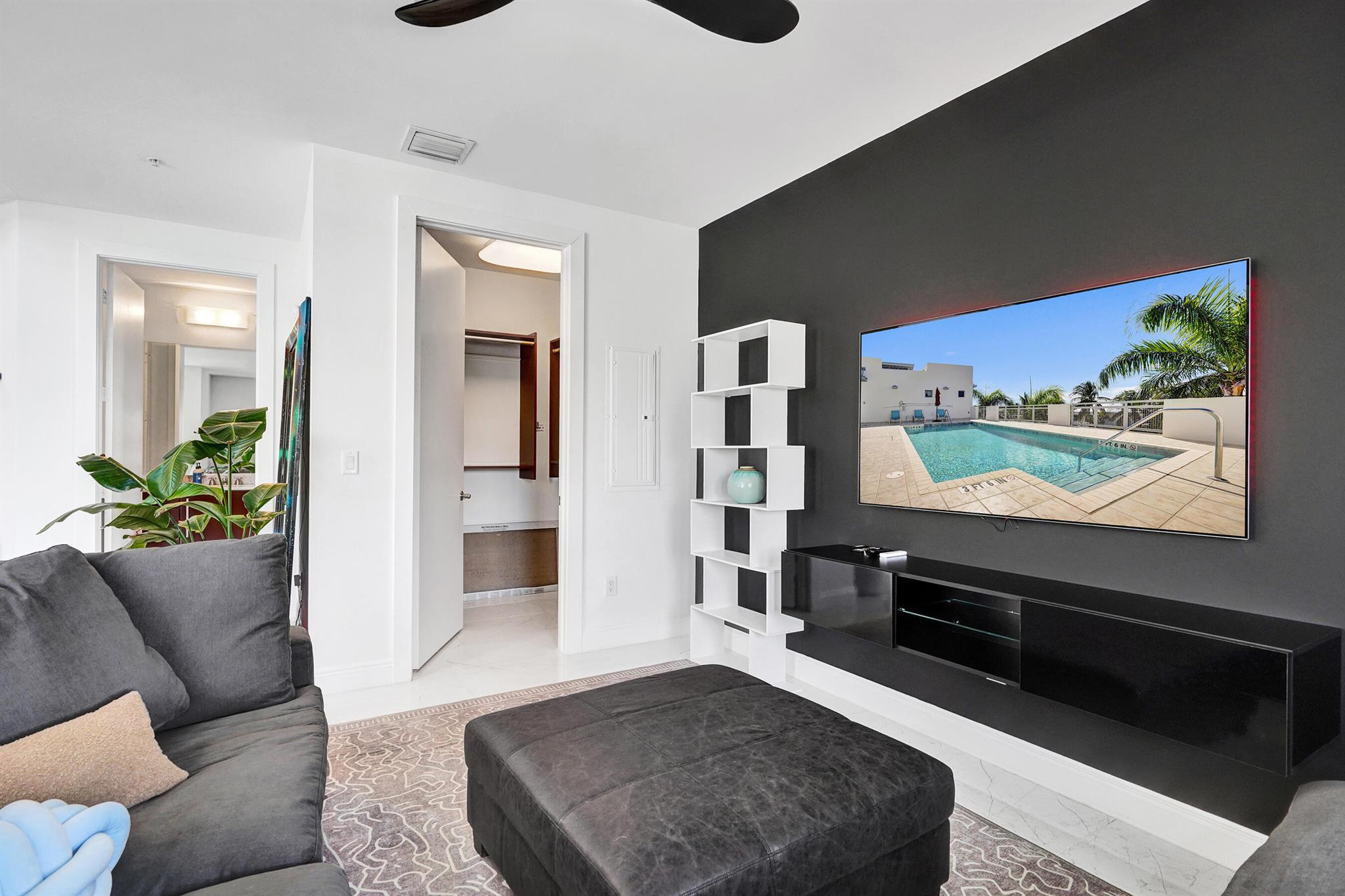 MERIDIAN DELRAY CONDO - Residential Lease