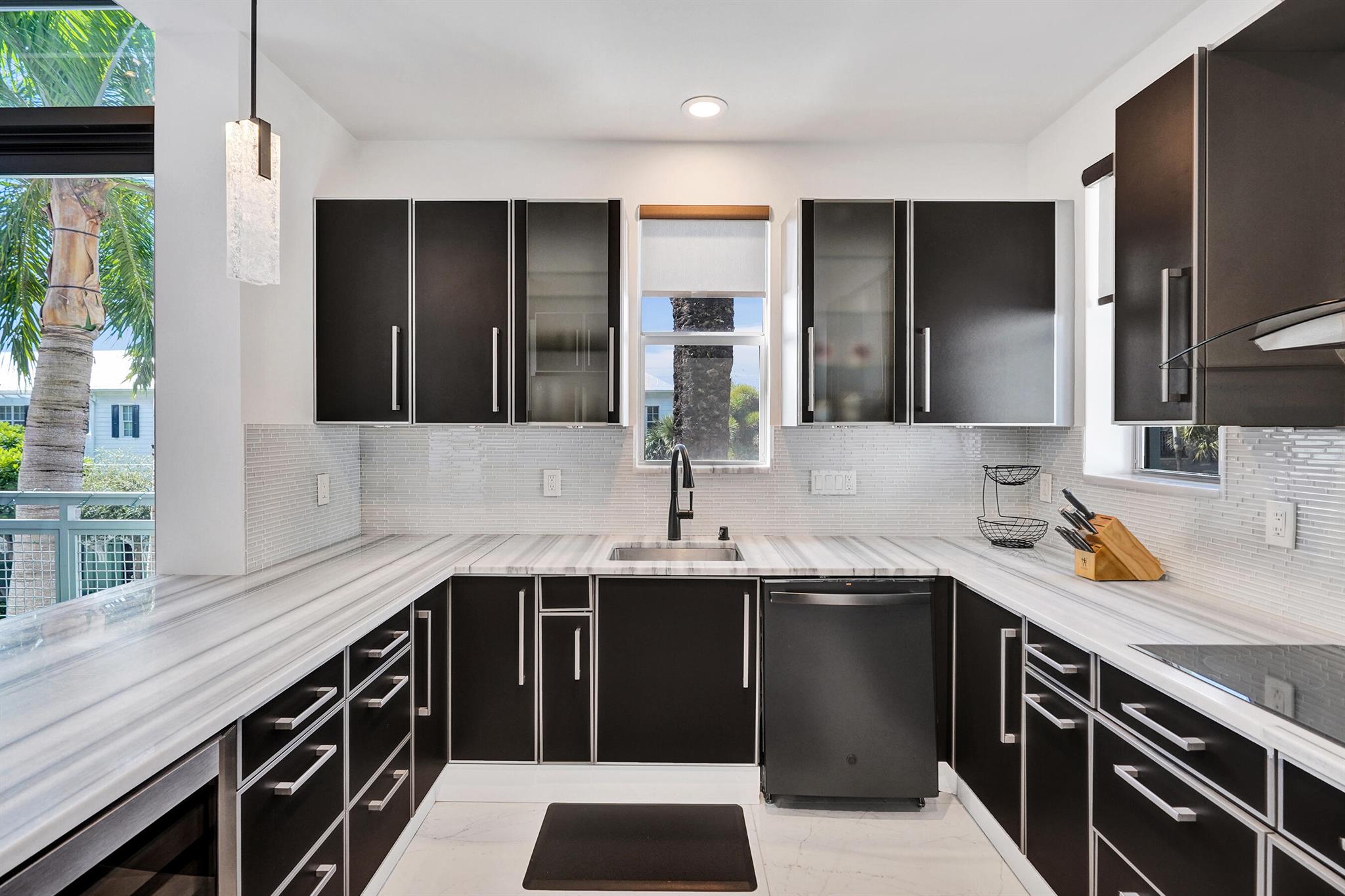 MERIDIAN DELRAY CONDO - Residential Lease
