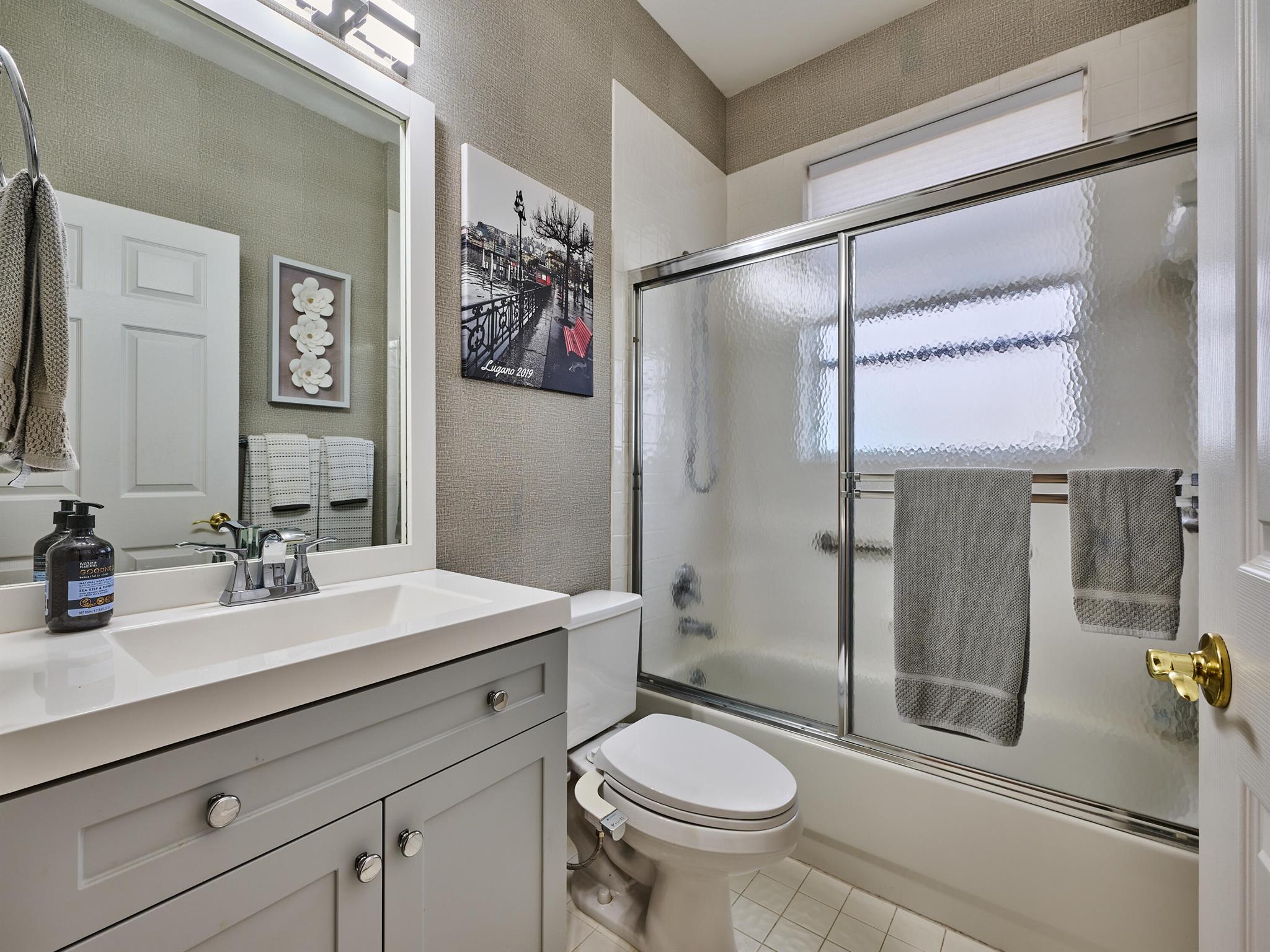 MAJESTIC ISLES 1 - Residential