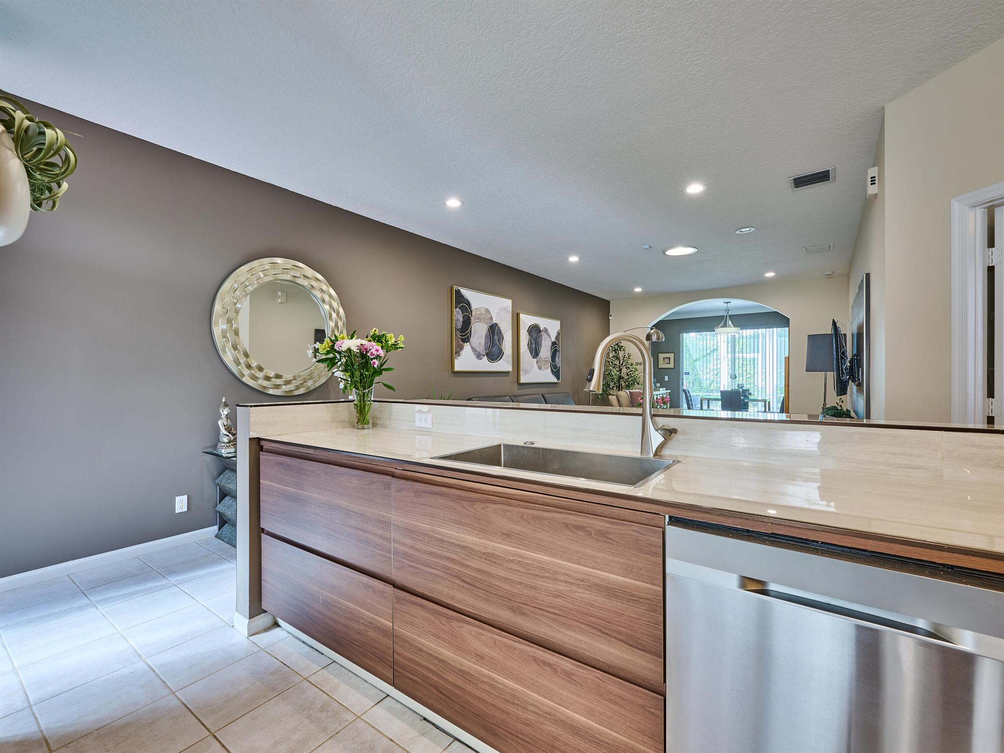 MAJESTIC ISLES 1 - Residential