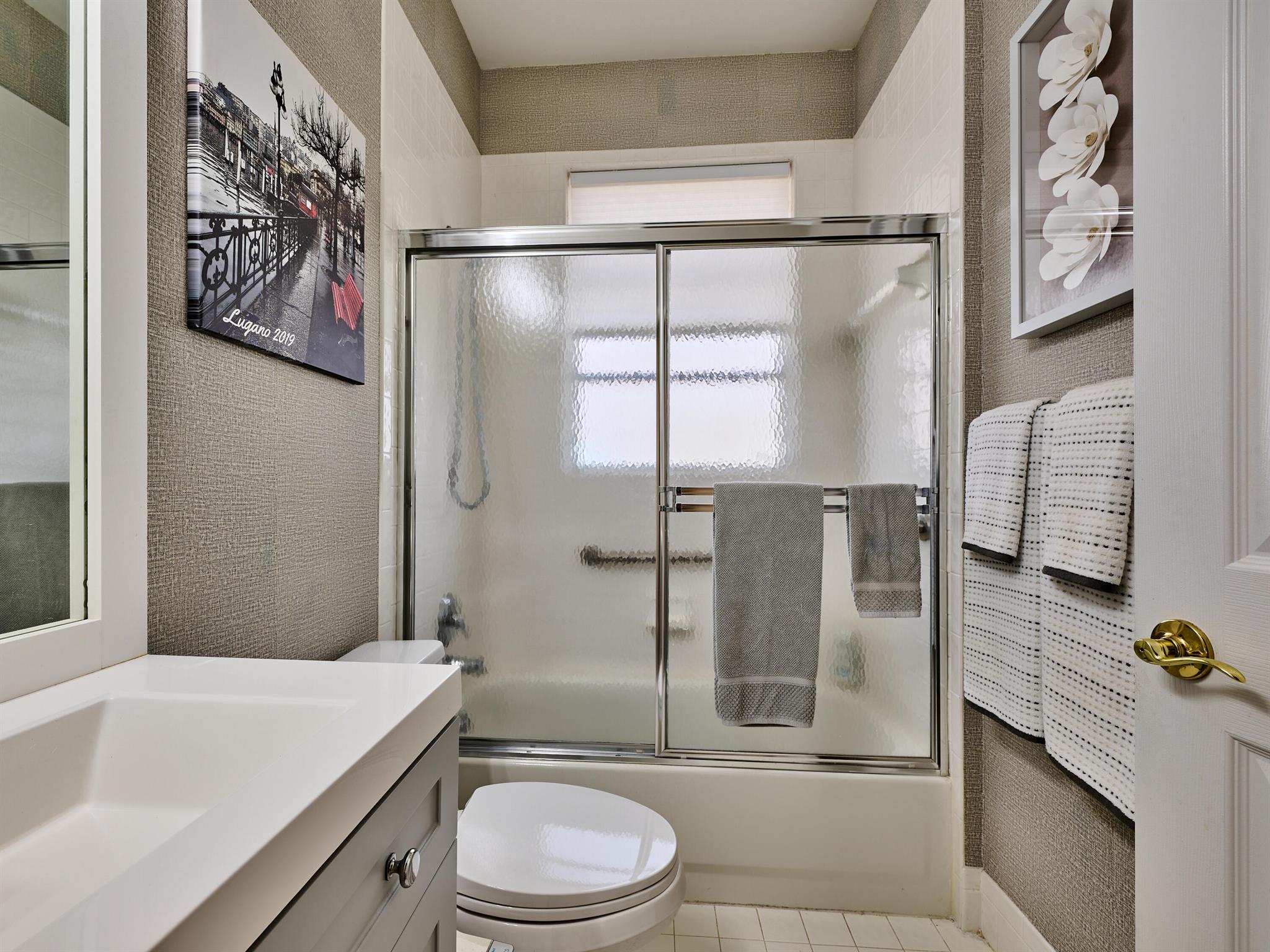 MAJESTIC ISLES 1 - Residential