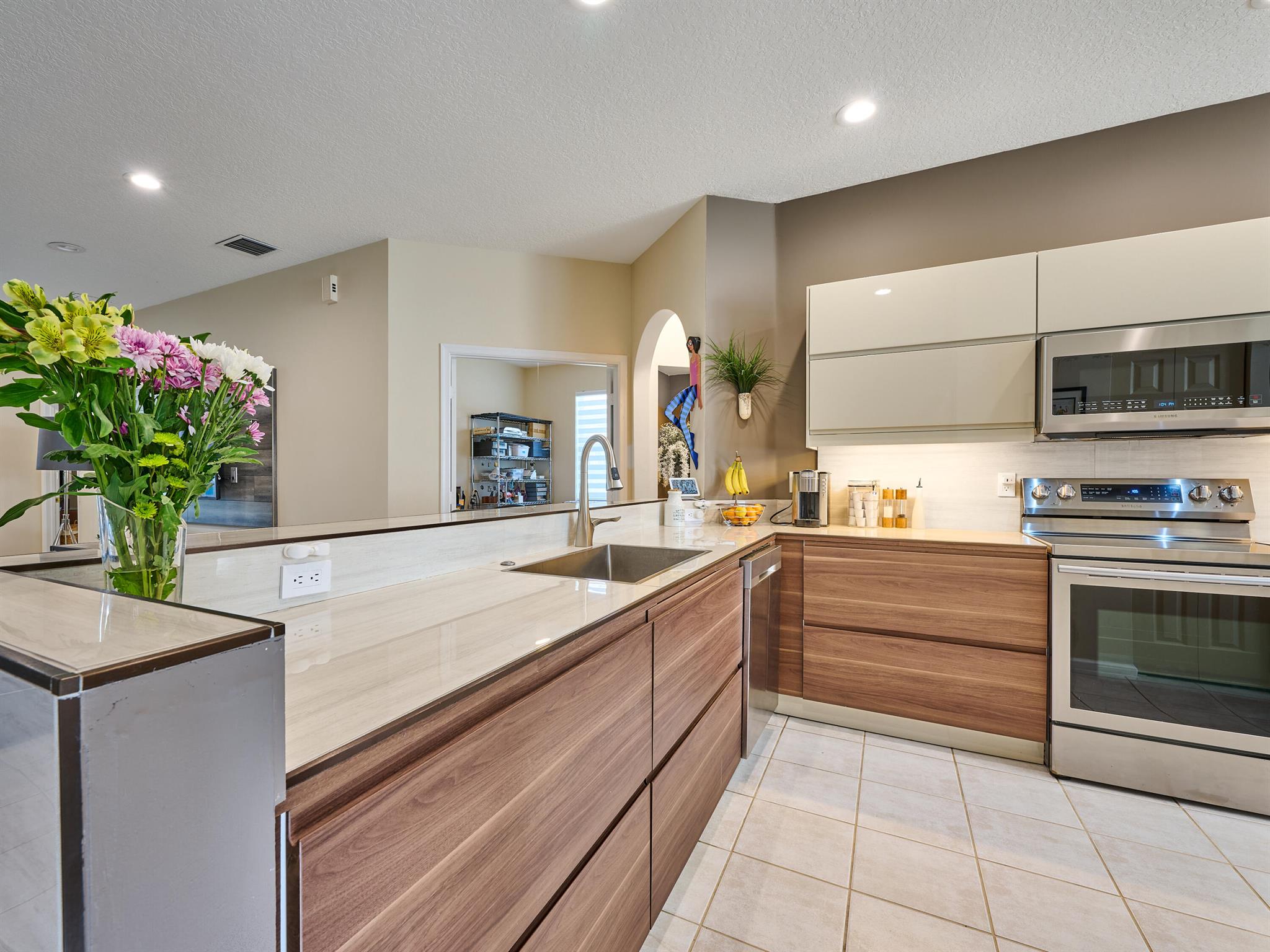 MAJESTIC ISLES 1 - Residential