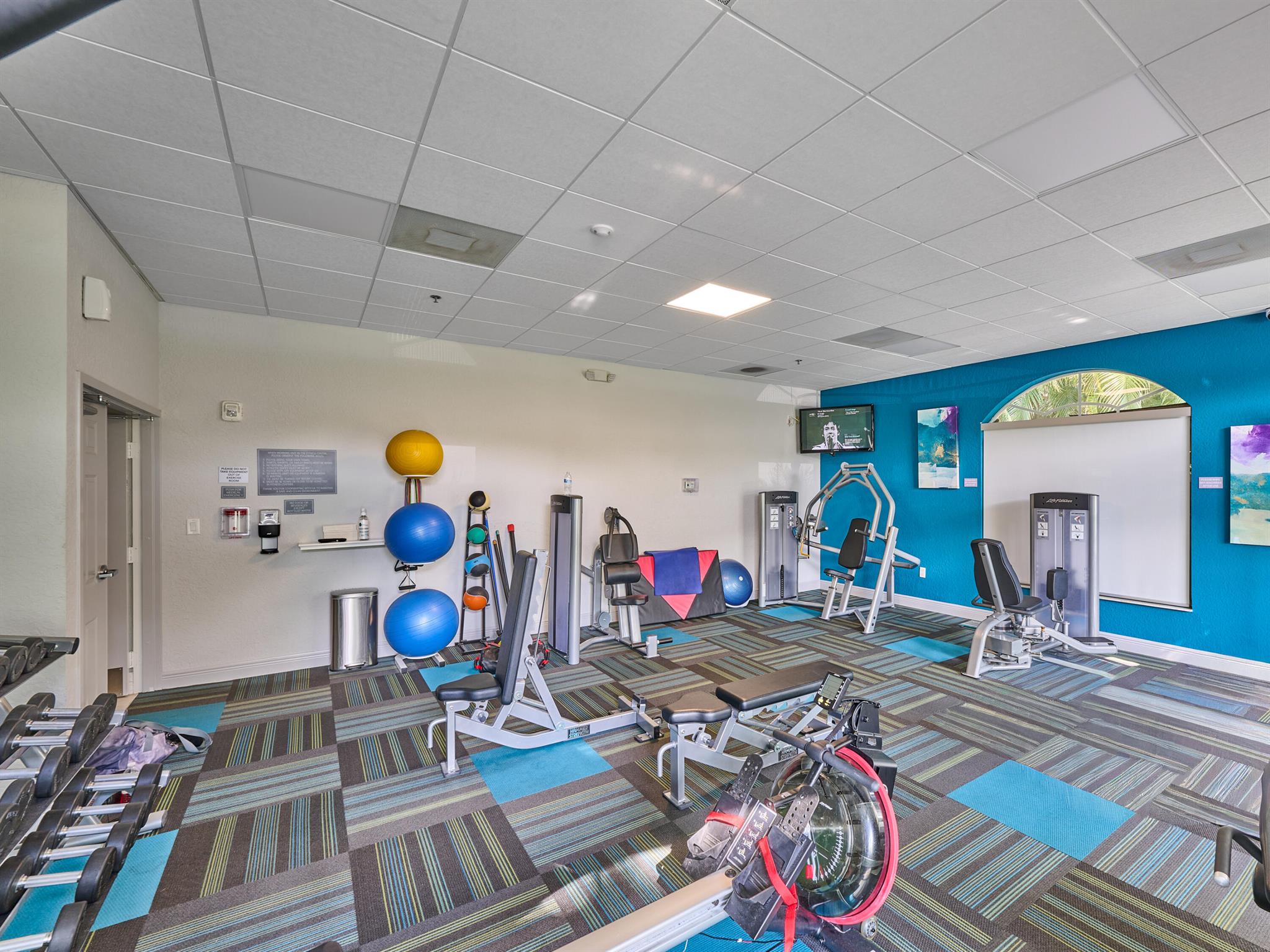 MAJESTIC ISLES 1 - Residential