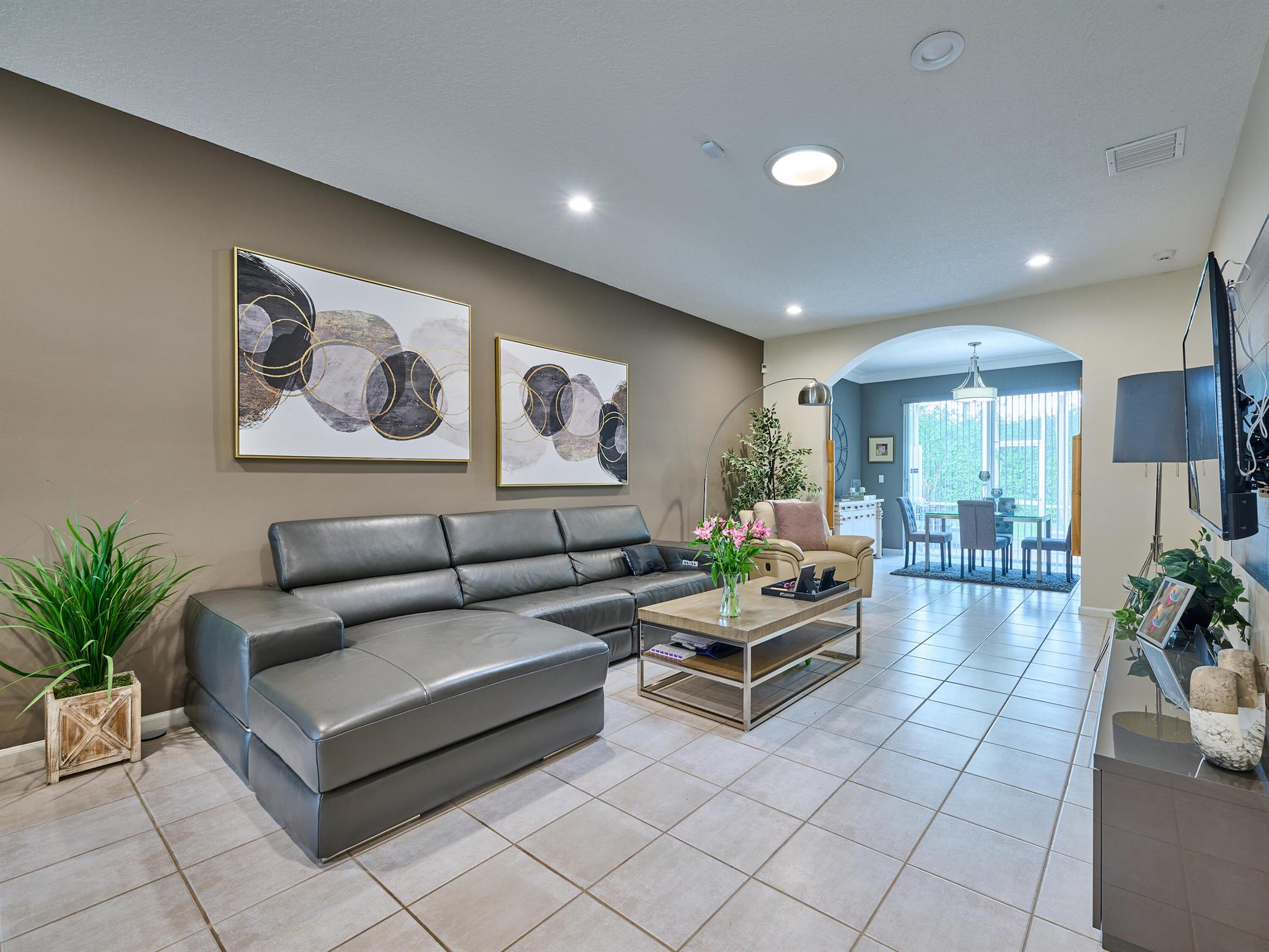 MAJESTIC ISLES 1 - Residential