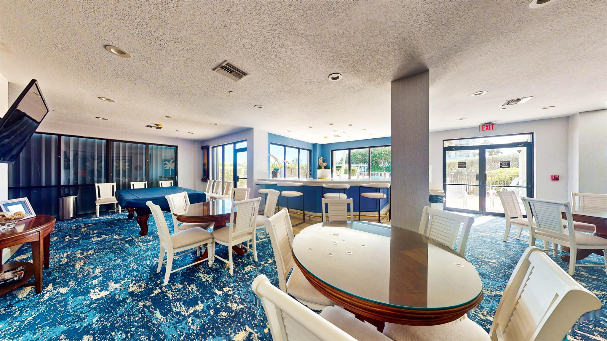 BARCLAY BEACH CLUB PHASE - Residential