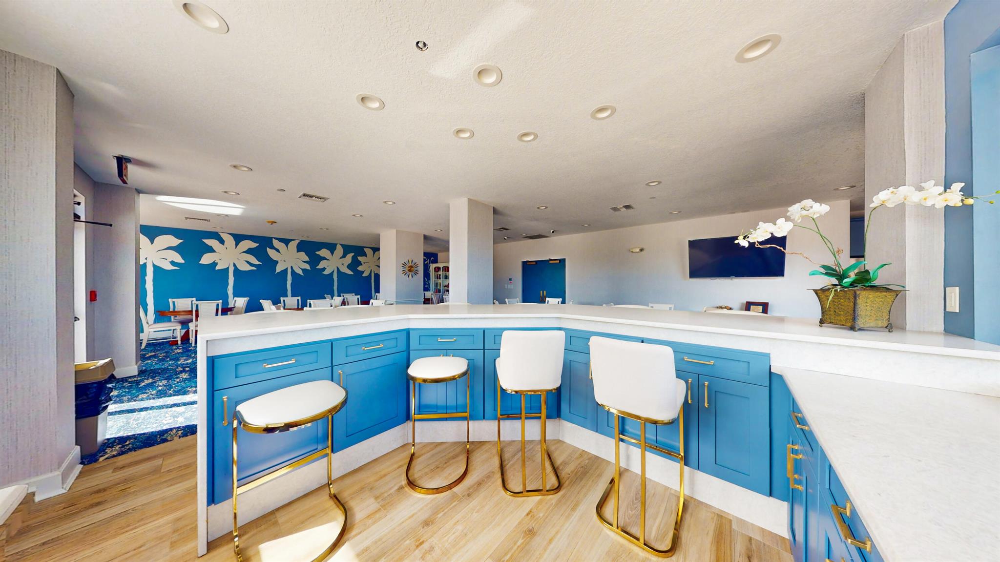 BARCLAY BEACH CLUB PHASE - Residential