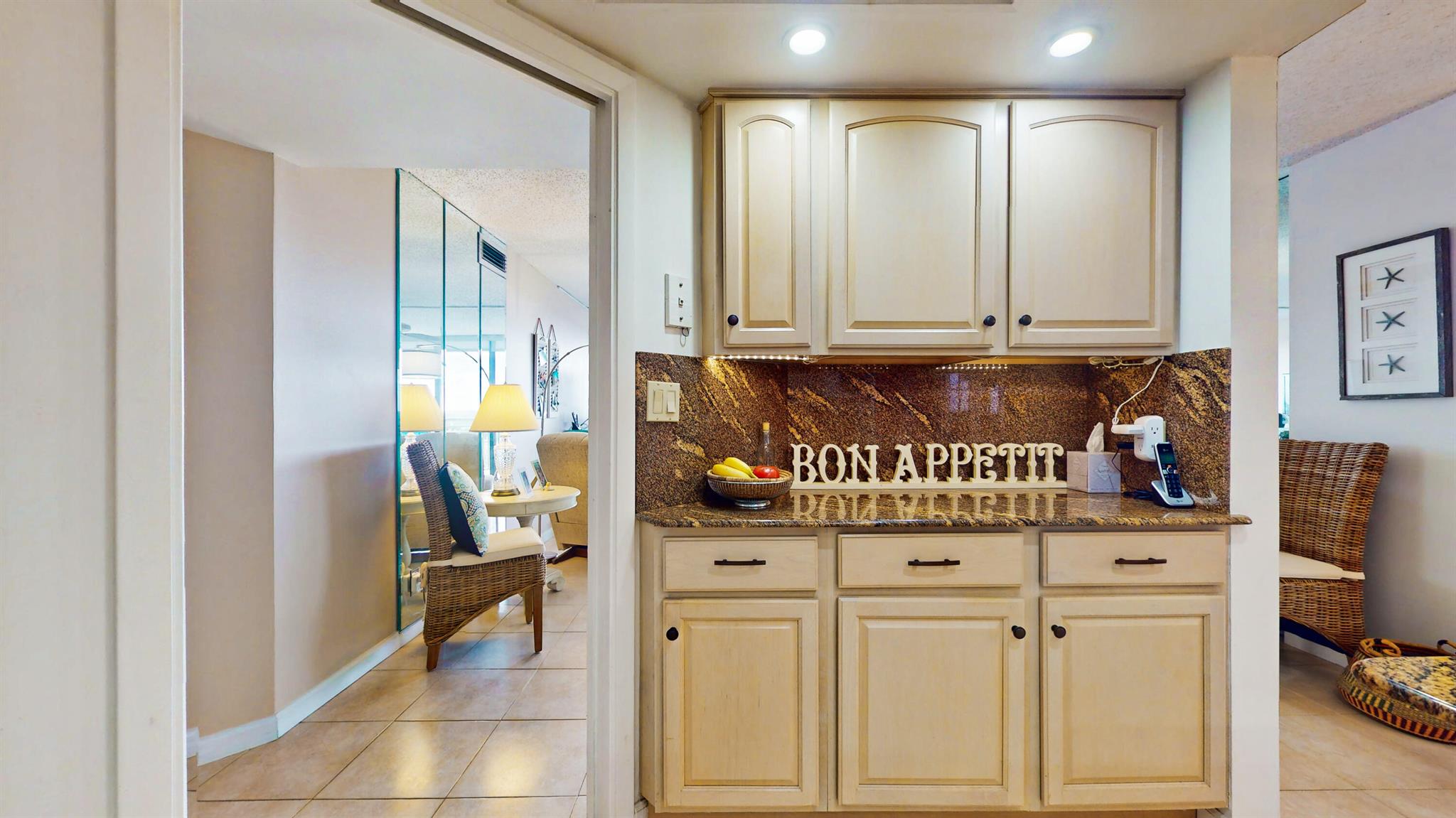 BARCLAY BEACH CLUB PHASE - Residential