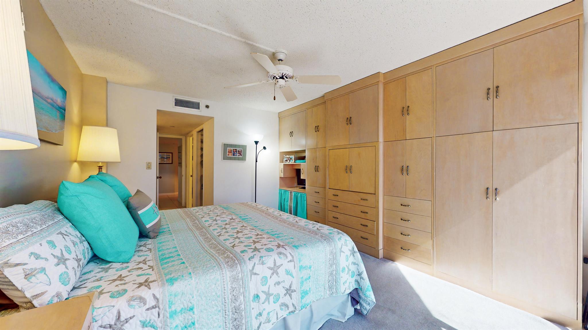 BARCLAY BEACH CLUB PHASE - Residential