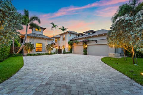 Photo of 18610 SE Saint Augustine Way, Tequesta, FL 33469 (MLS # B26055799)