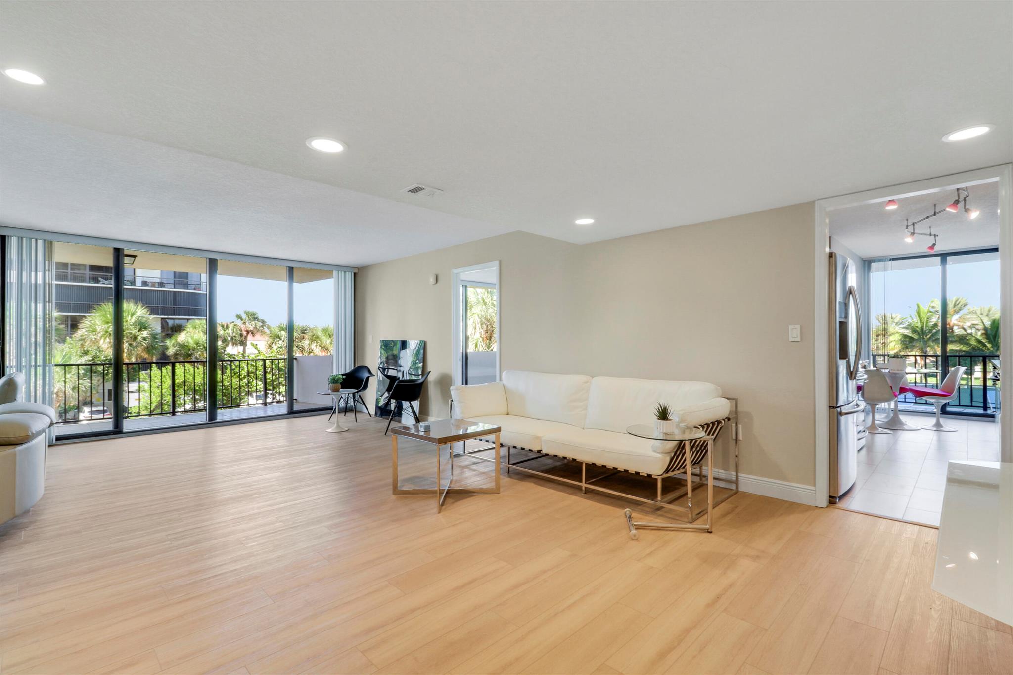 4200 N Ocean Drive 2-204