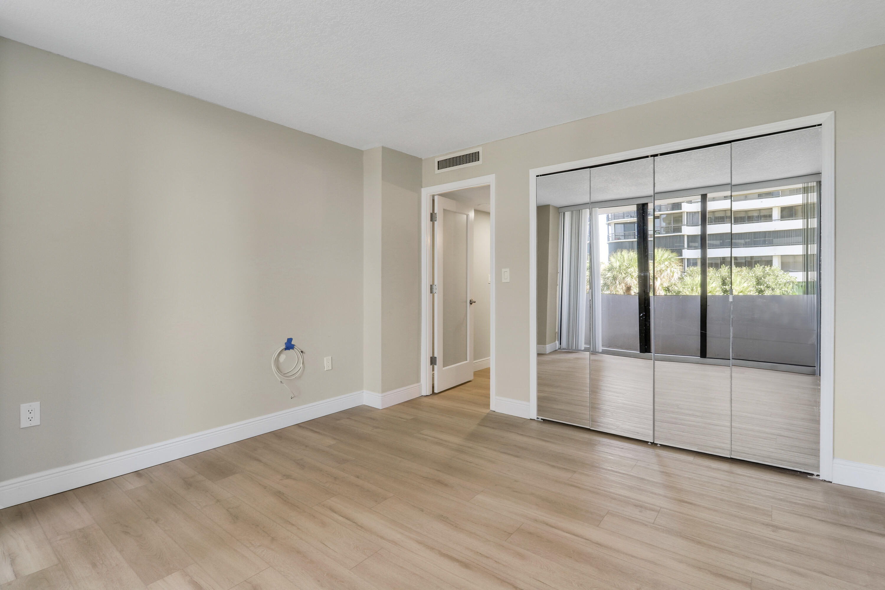 COTE D AZUR CONDO - Residential