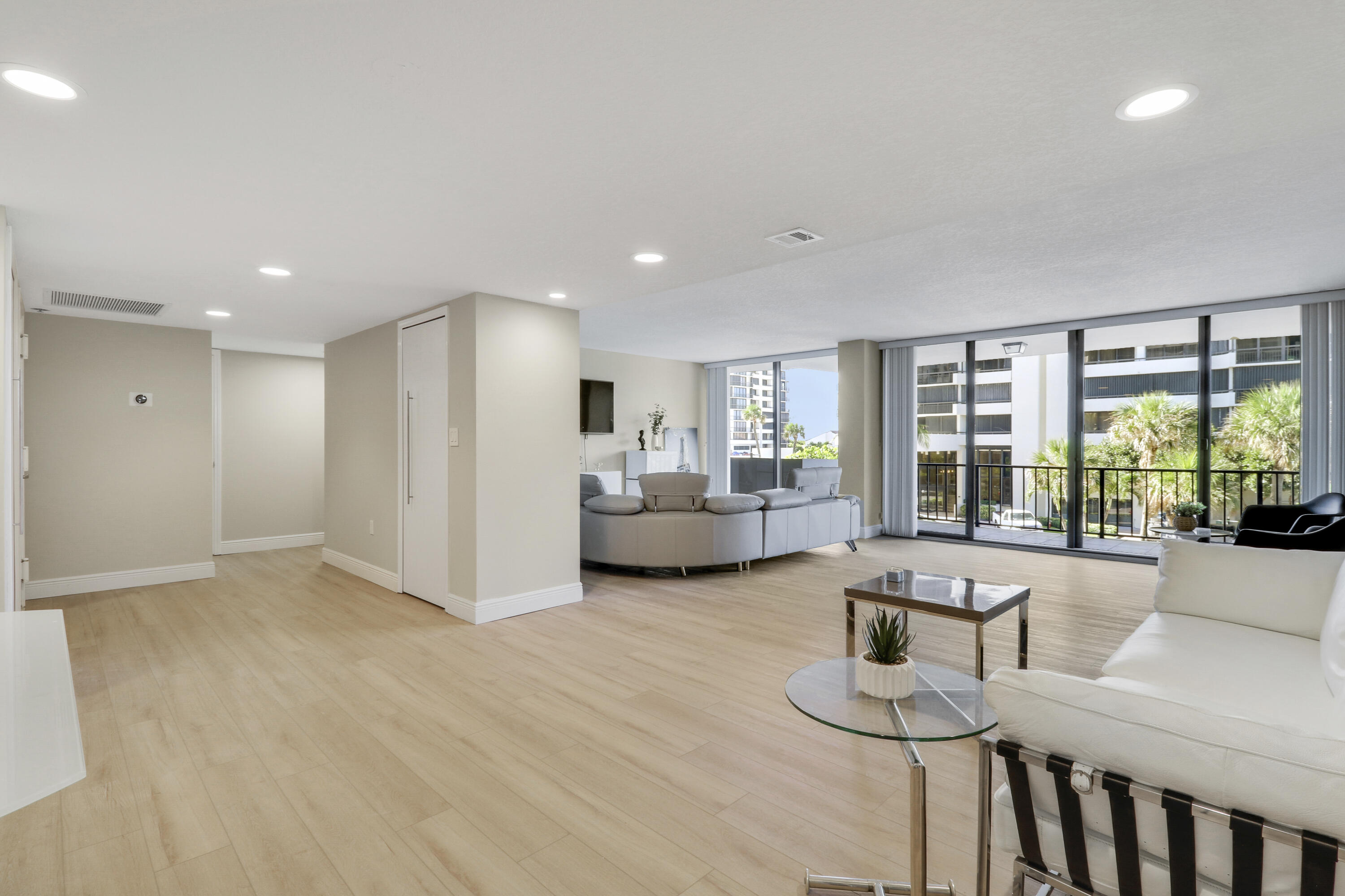 COTE D AZUR CONDO - Residential