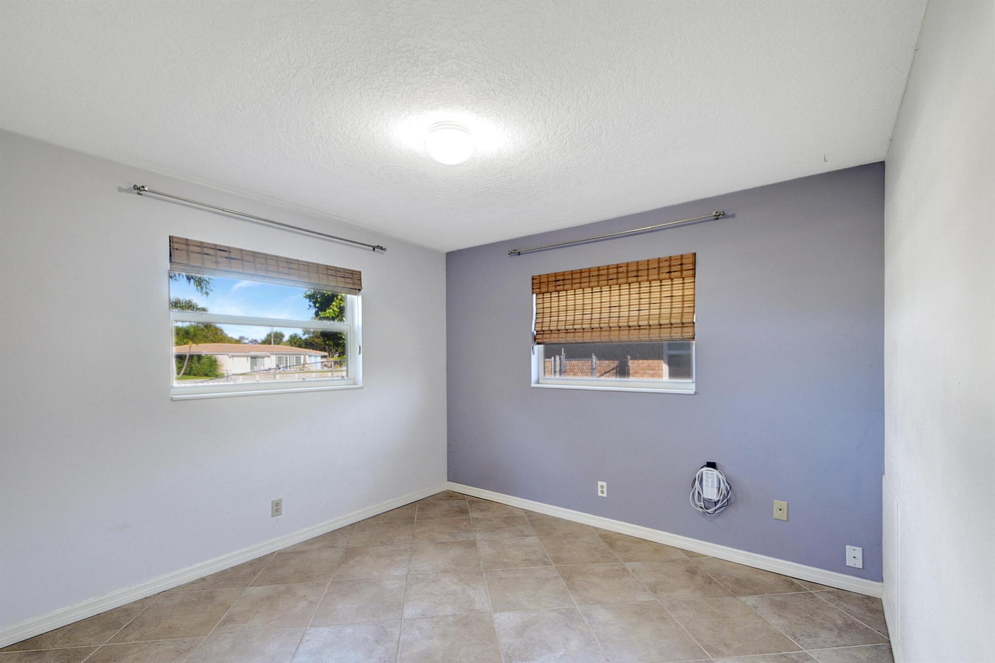 LAKE CLARKE TERR - Residential Lease