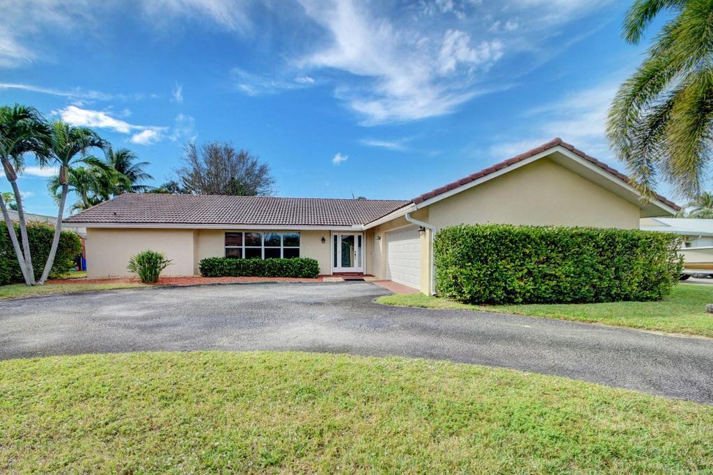 Photo of 1753 W Terrace Drive, Lake Worth Beach, FL 33460 (MLS # R11144922)
