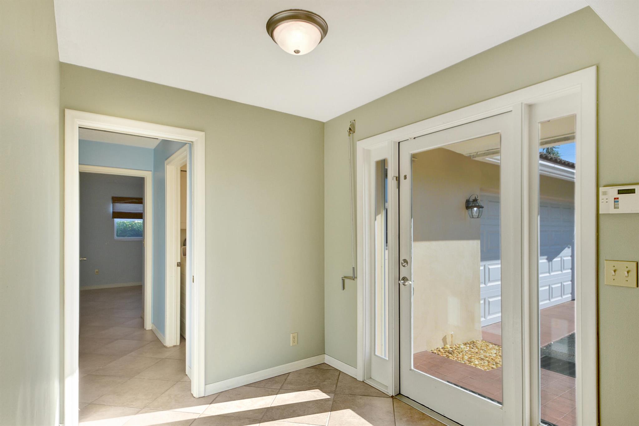 LAKE CLARKE TERR - Residential Lease