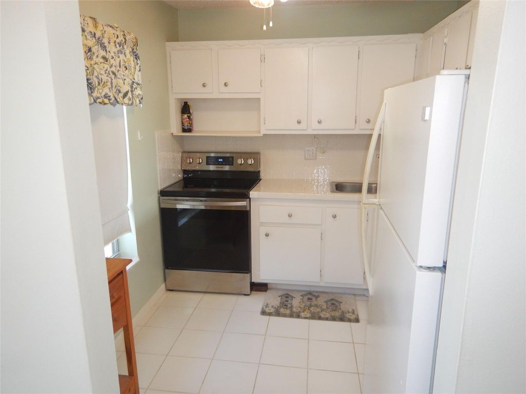 Photo of 6050 NW 64th Avenue #308, Fort Lauderdale, FL 33319 (MLS # F10552072)