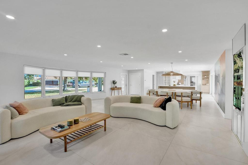 LANDINGS FIRST SEC - Residential Lease