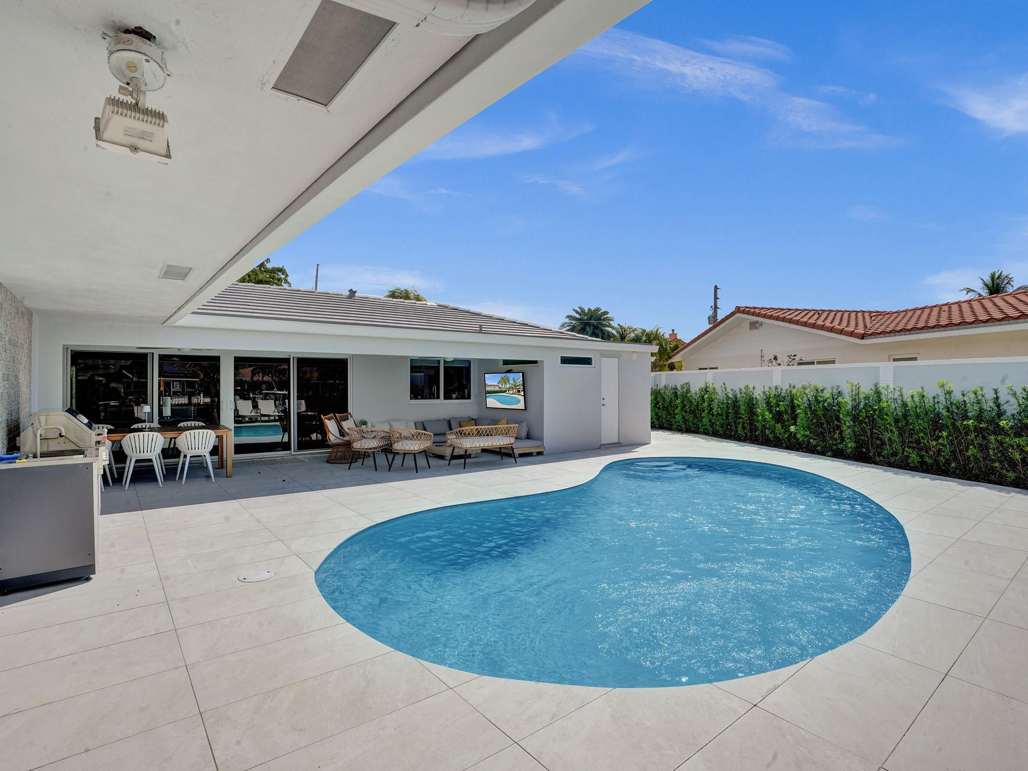 LANDINGS FIRST SEC - Residential Lease