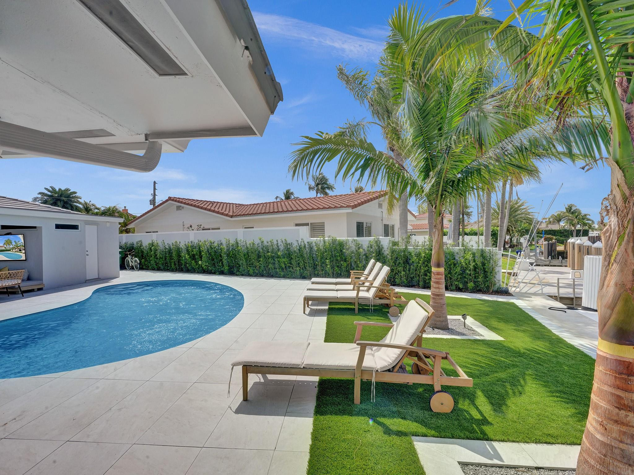 LANDINGS FIRST SEC - Residential Lease