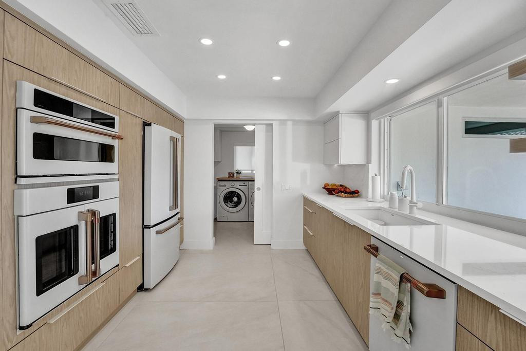 LANDINGS FIRST SEC - Residential Lease