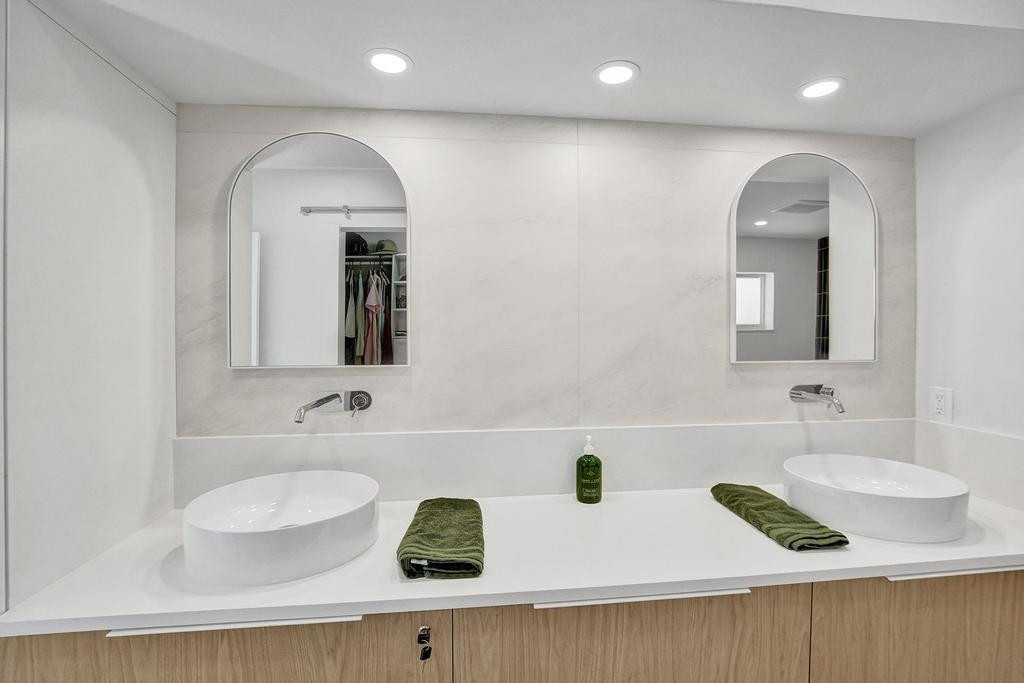 LANDINGS FIRST SEC - Residential Lease