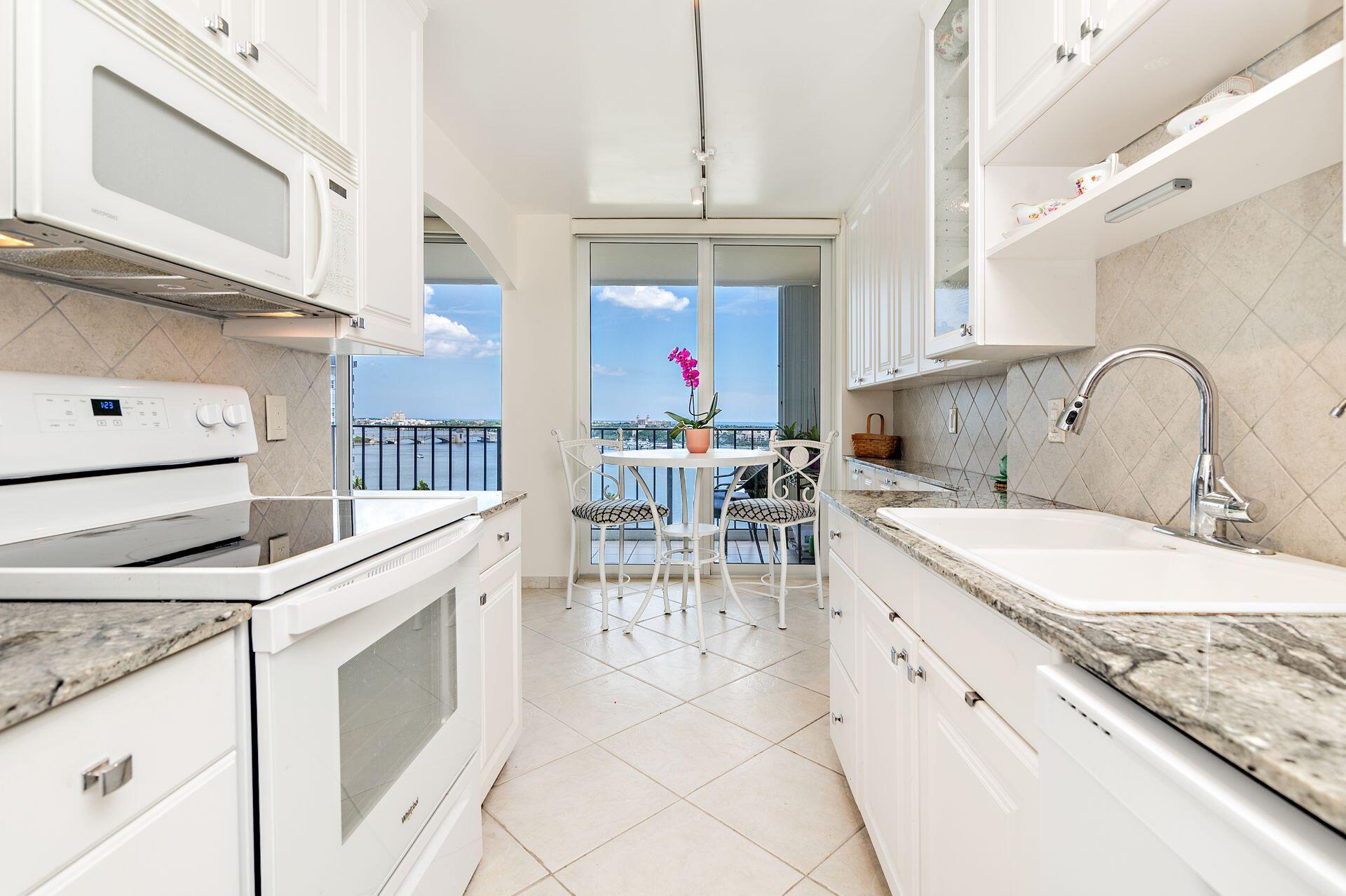 1801 S FLAGLER Drive 1506