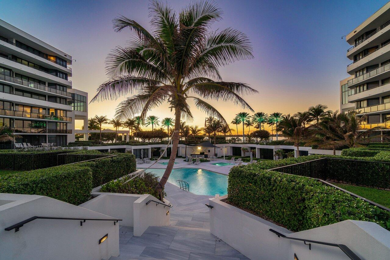 PALM BEACH HAMPTON CONDO - Residential
